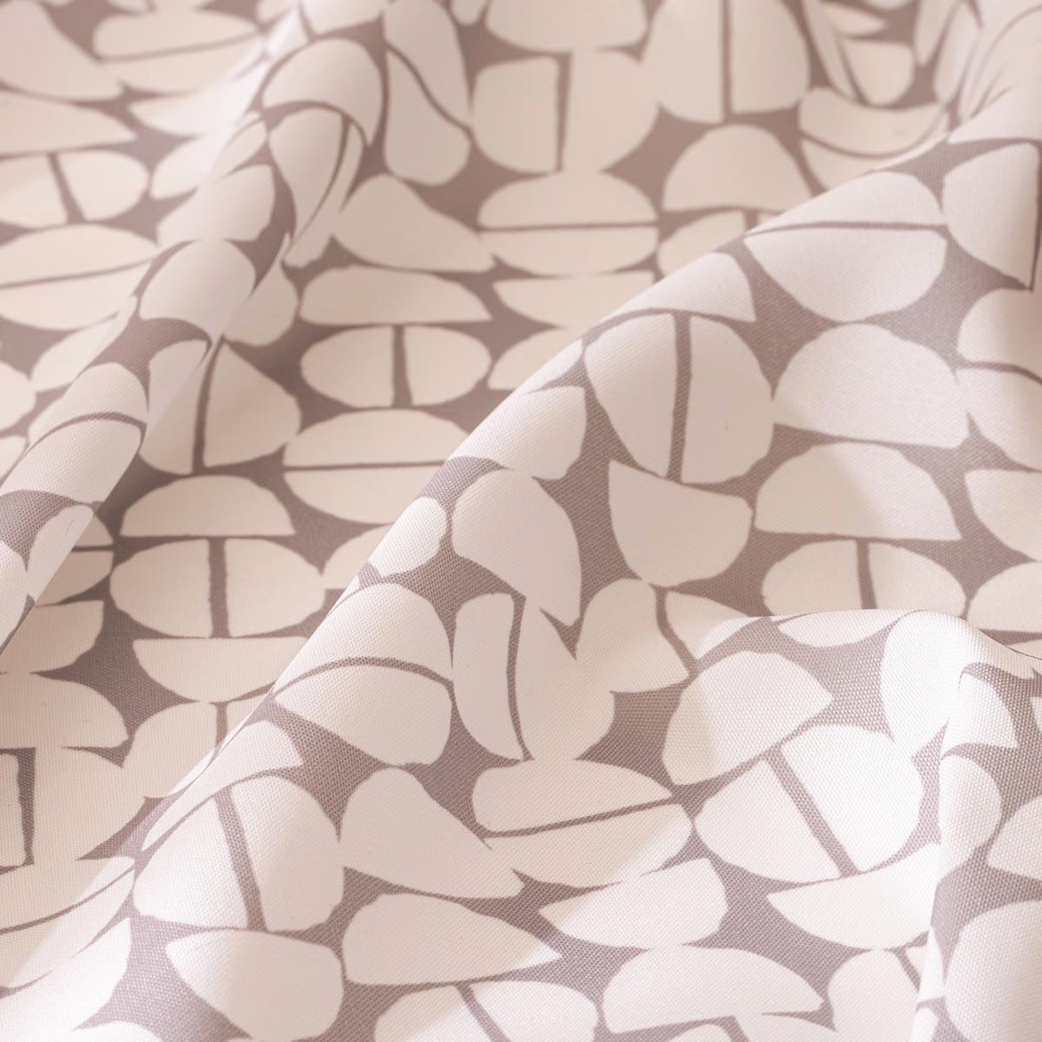 Voir la diapositive 3 : ATMOSPHERA Nappe antitache imprimé  yahto  140x240cm beige