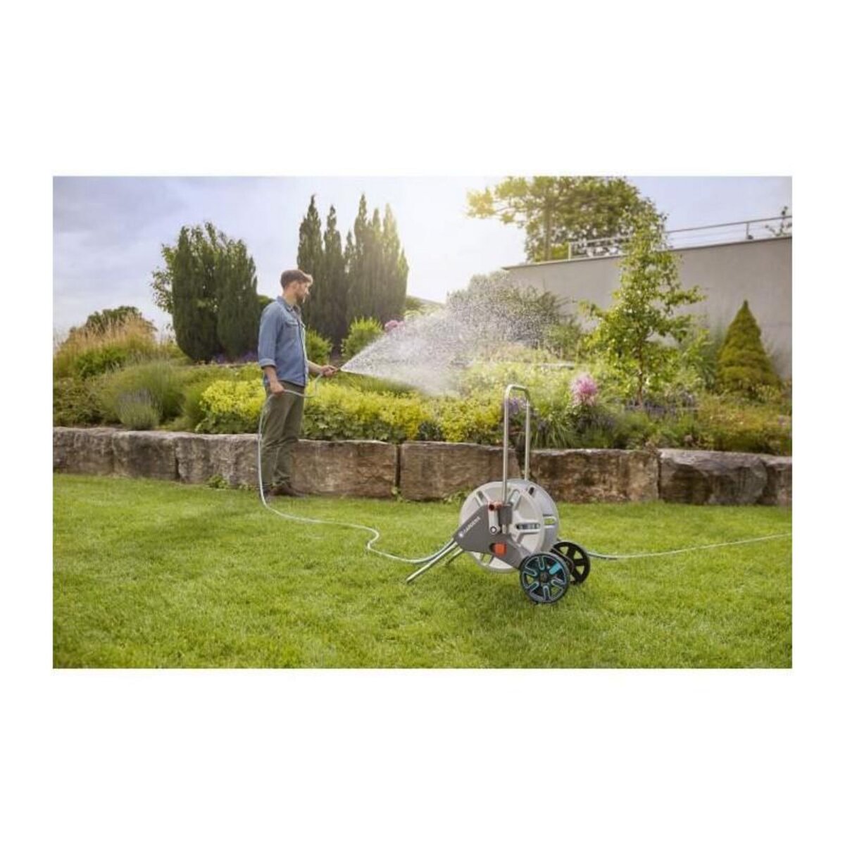 Gardena Dévidoir sur roues AquaRoll M Metal équipé