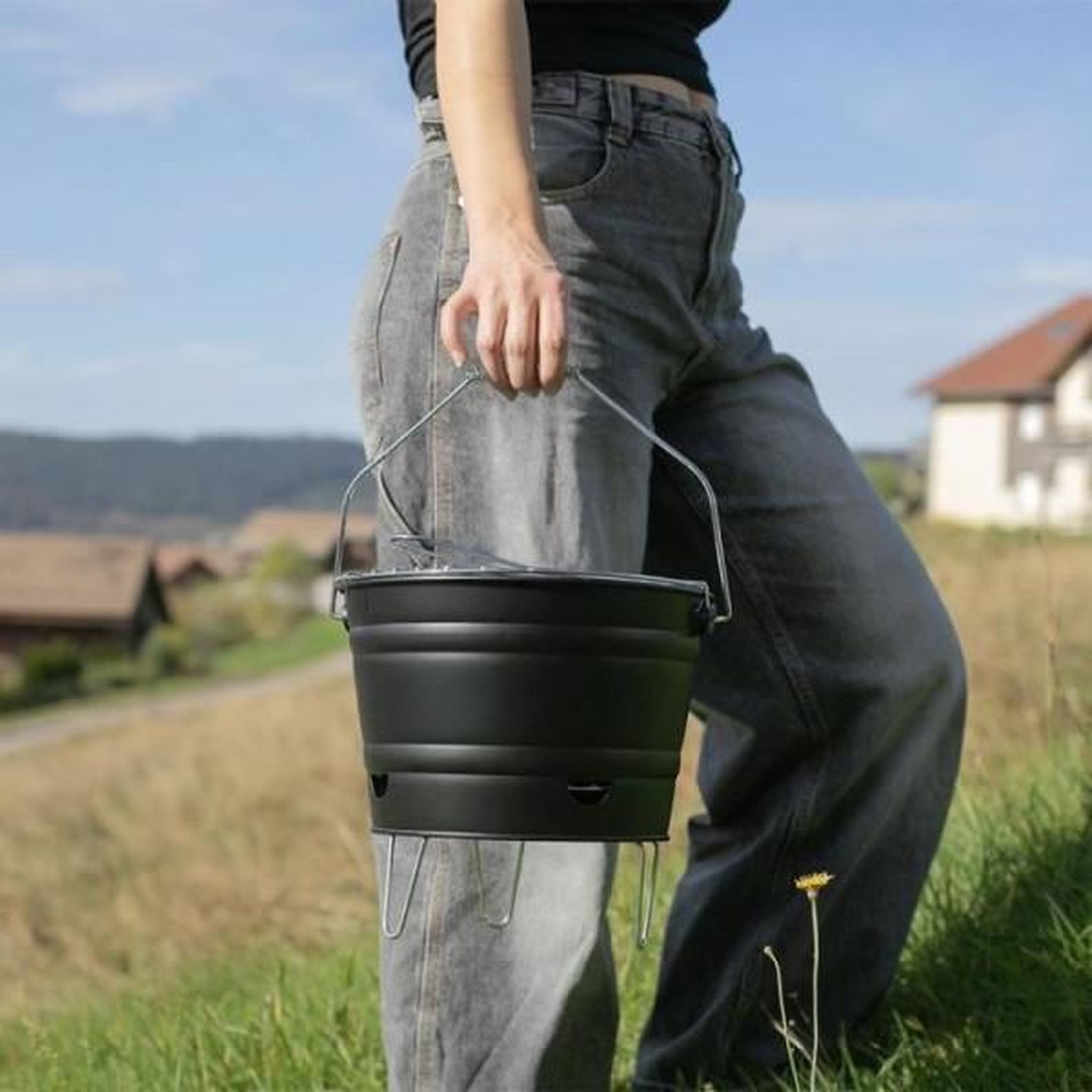 Voir la diapositive 3 : LIVOO Barbecue à charbon 27cm noir - doc327n