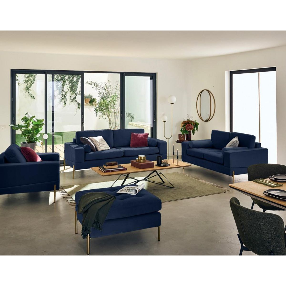 LISA DESIGN Isaure - pouf en velours