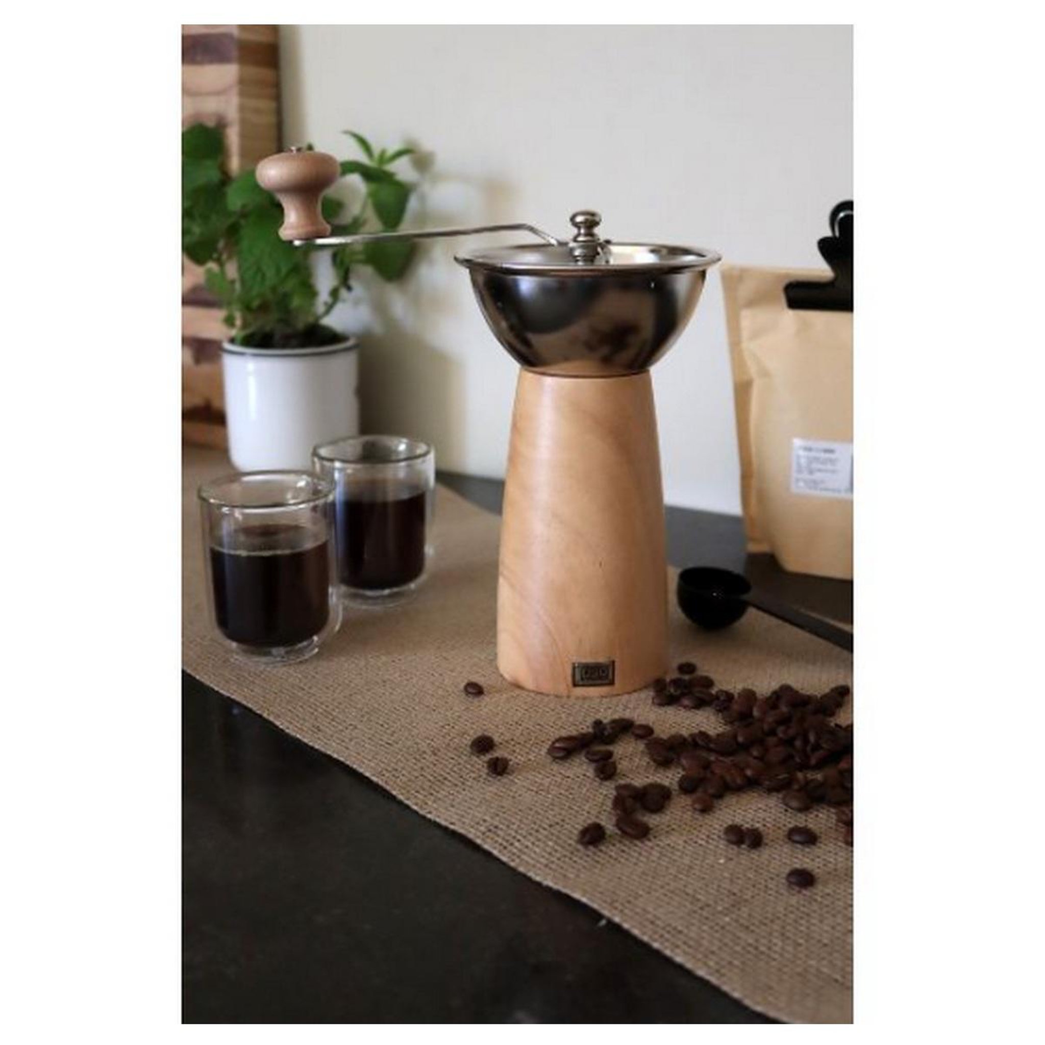 Voir la diapositive 3 : OGO LIVING Moulin à café 12cm noir - 7911151