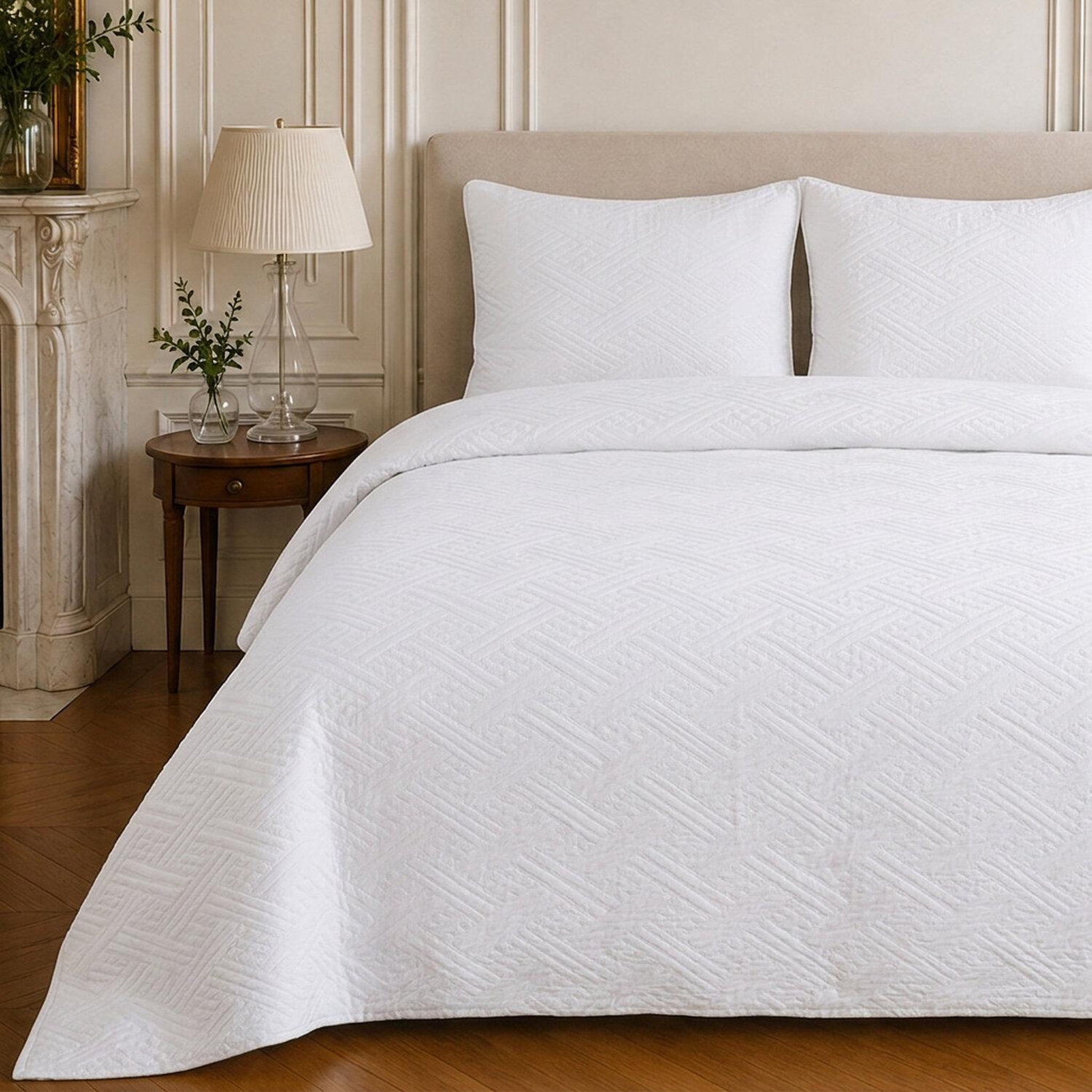 Voir la diapositive 3 : Home collection Couvre-lit matelassé réversible
