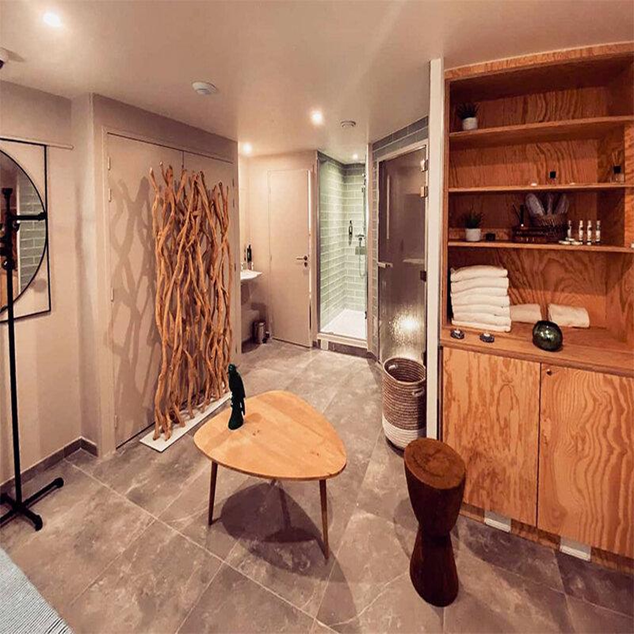 Voir la diapositive 3 : Smartbox Escapade relaxante de 2 jours en hôtel 3* avec hammam au cœur de paris - coffret cadeau séjour