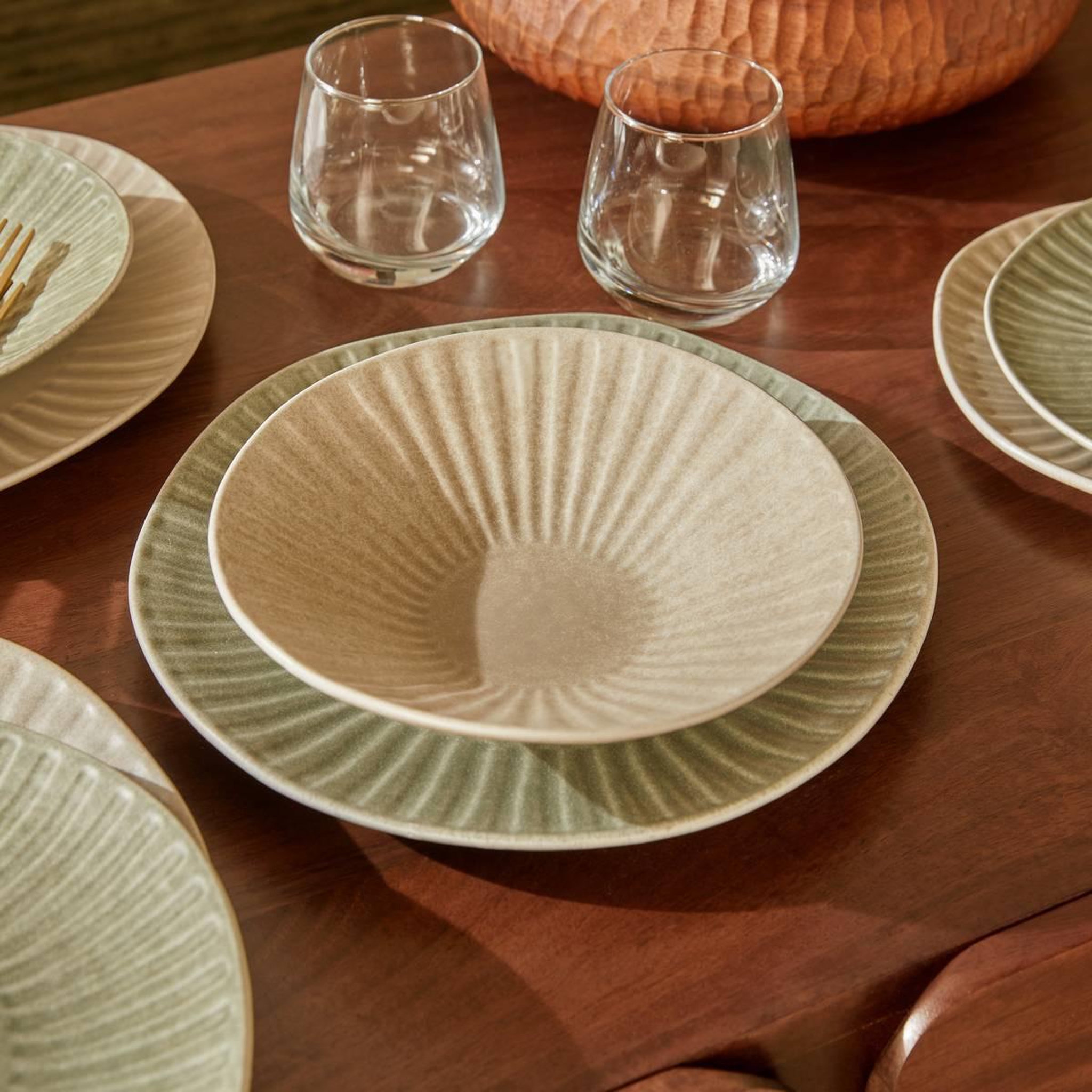 Voir la diapositive 3 : SECRET DE GOURMET Lot de 6 assiettes creuses  nyero  21cm beige
