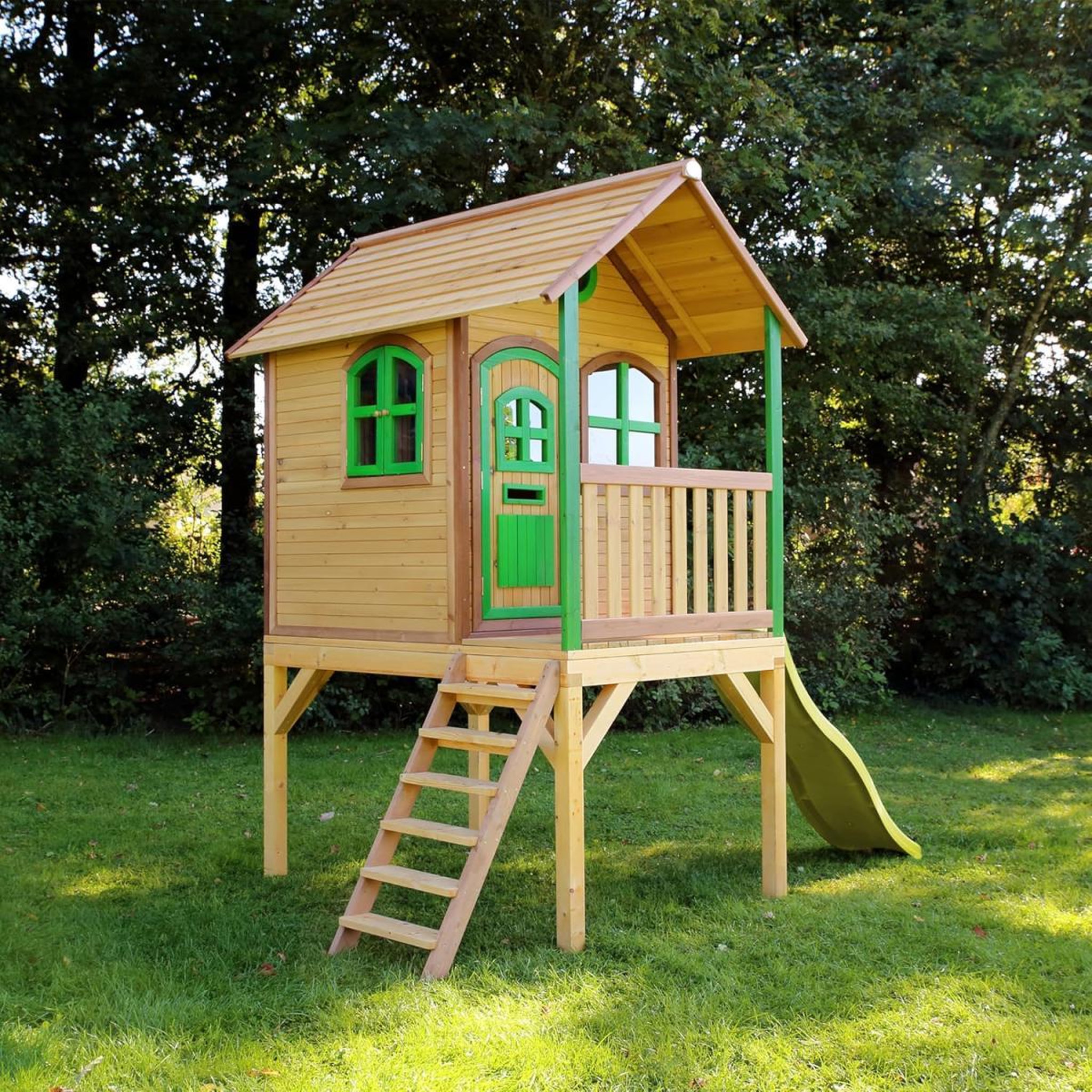 Voir la diapositive 2 : Axi House Maisonnette Laura marron-vert toboggan vert citron
