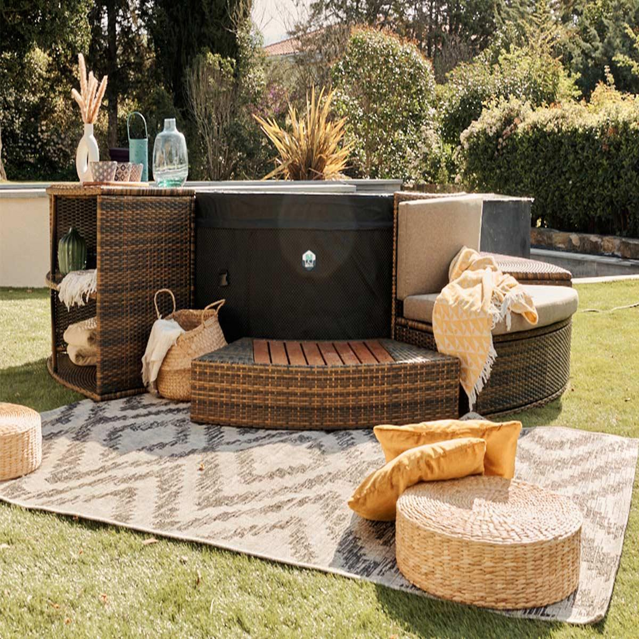 Voir la diapositive 6 : Netspa Spa portable semi-rigide Vita rond Bulles 4 places - Netspa