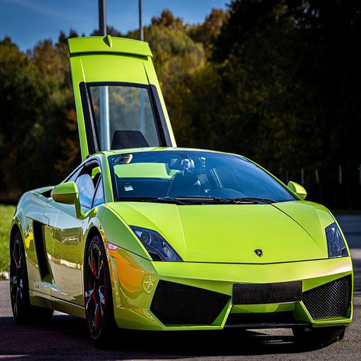 Smartbox Stage de pilotage multivolant : 2 tours en Alpine et 2 tours en Lamborghini Gallardo sur le circuit de La Ferté-Gaucher - Coffret Cadeau Sport & Aventure