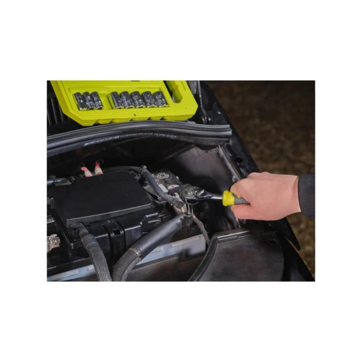 Ryobi Coffret 8 douilles RYOBI - Clé 90 dents - Adaptateur 1/4'' vers 3/8'' - RHRS10PC