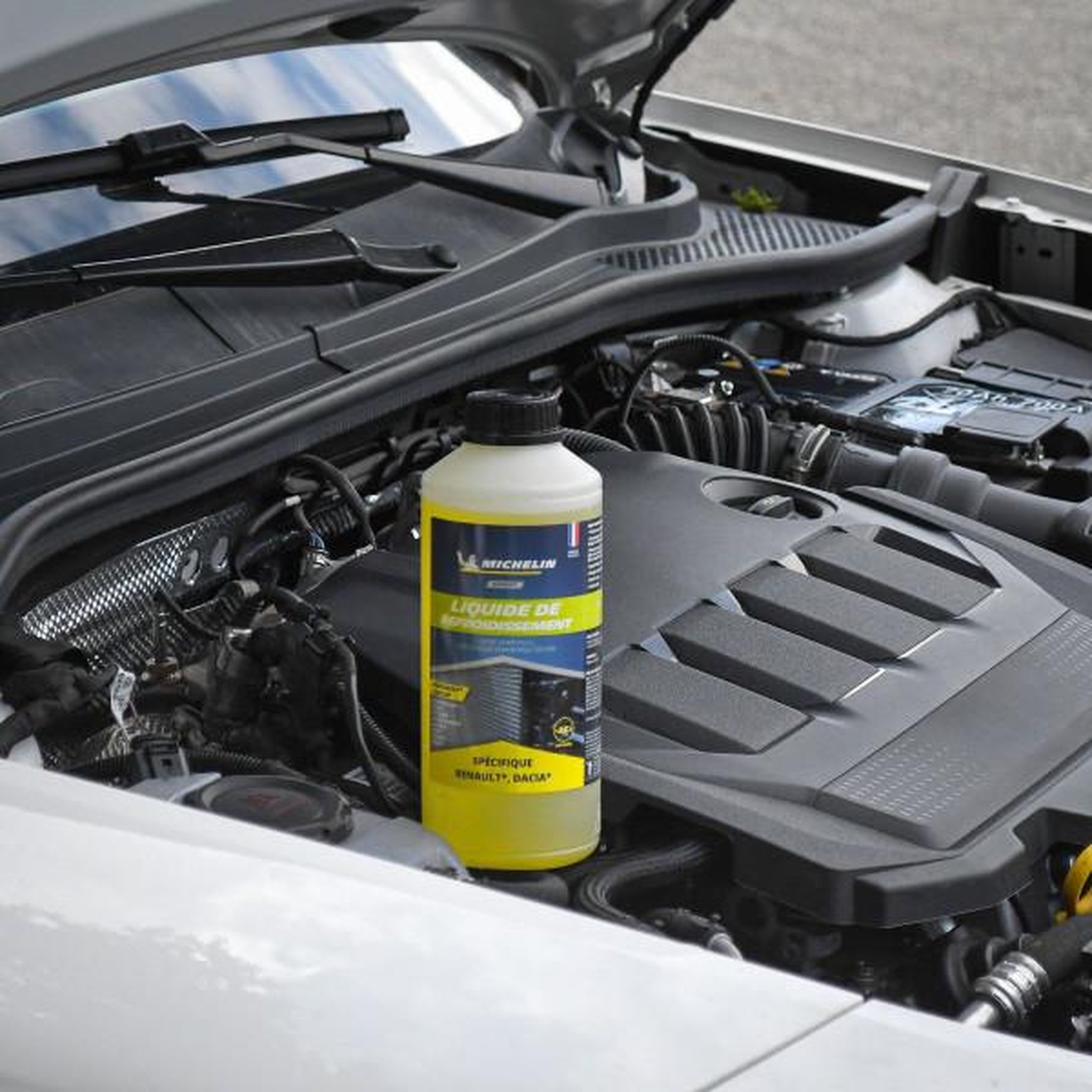 Voir la diapositive 3 : MICHELIN Liquide de refroidissement - michelin - jaune - adapté aux normes renault dacia - 1l