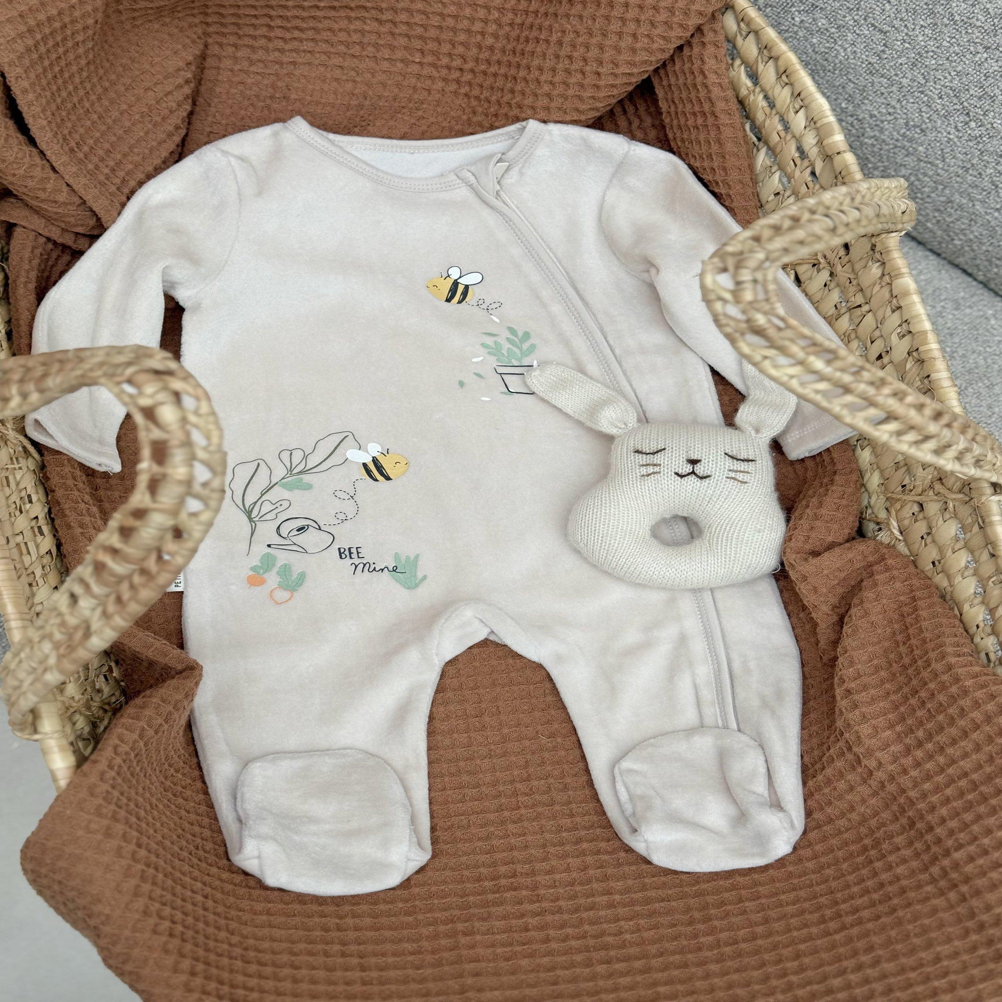 Voir la diapositive 5 : Petit Béguin Pyjama bébé en velours ouverture zippée eden