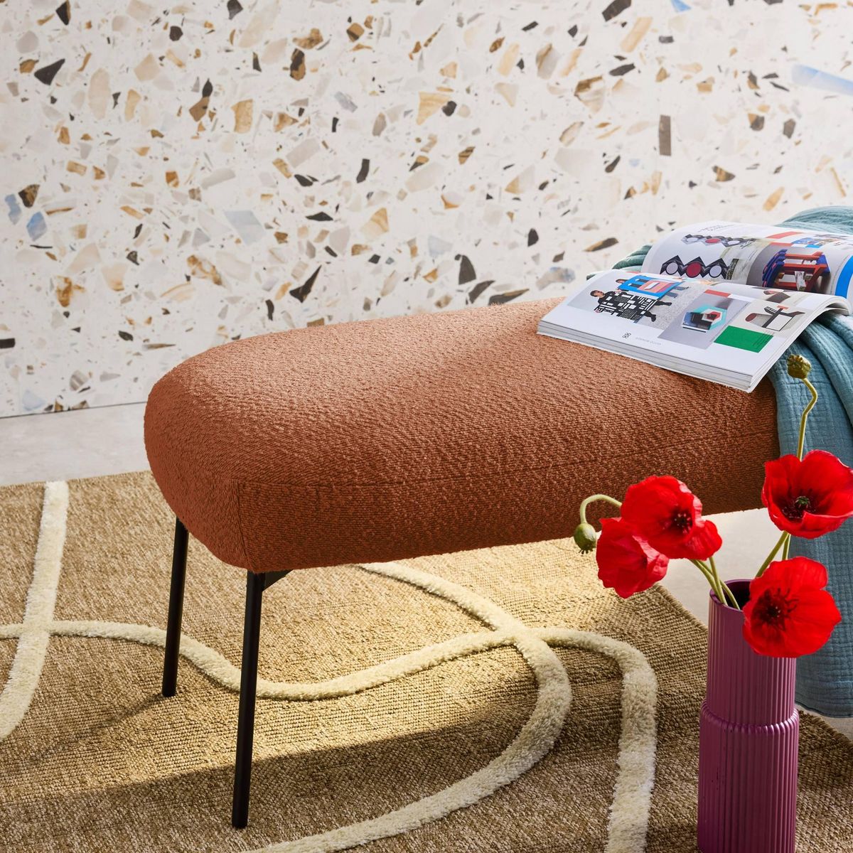 SWEEEK Banc, bout de lit avec revêtement bouclette, pieds en métal noir, L 120 x P 41 x H 42,5 cm