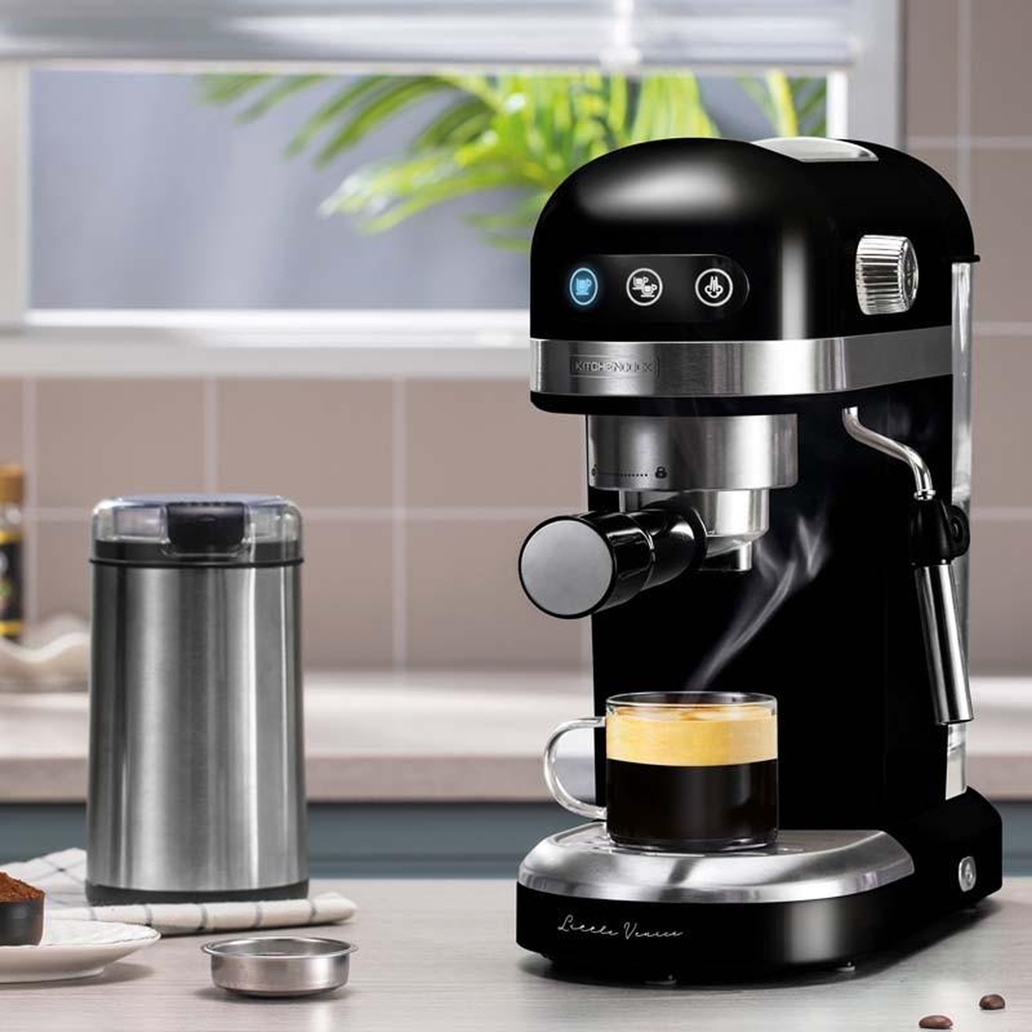 Voir la diapositive 2 : KITCHENCOOK Machine à Expresso 19 Bars Avec Buse En Inox Little Venice Noir Kitchencook