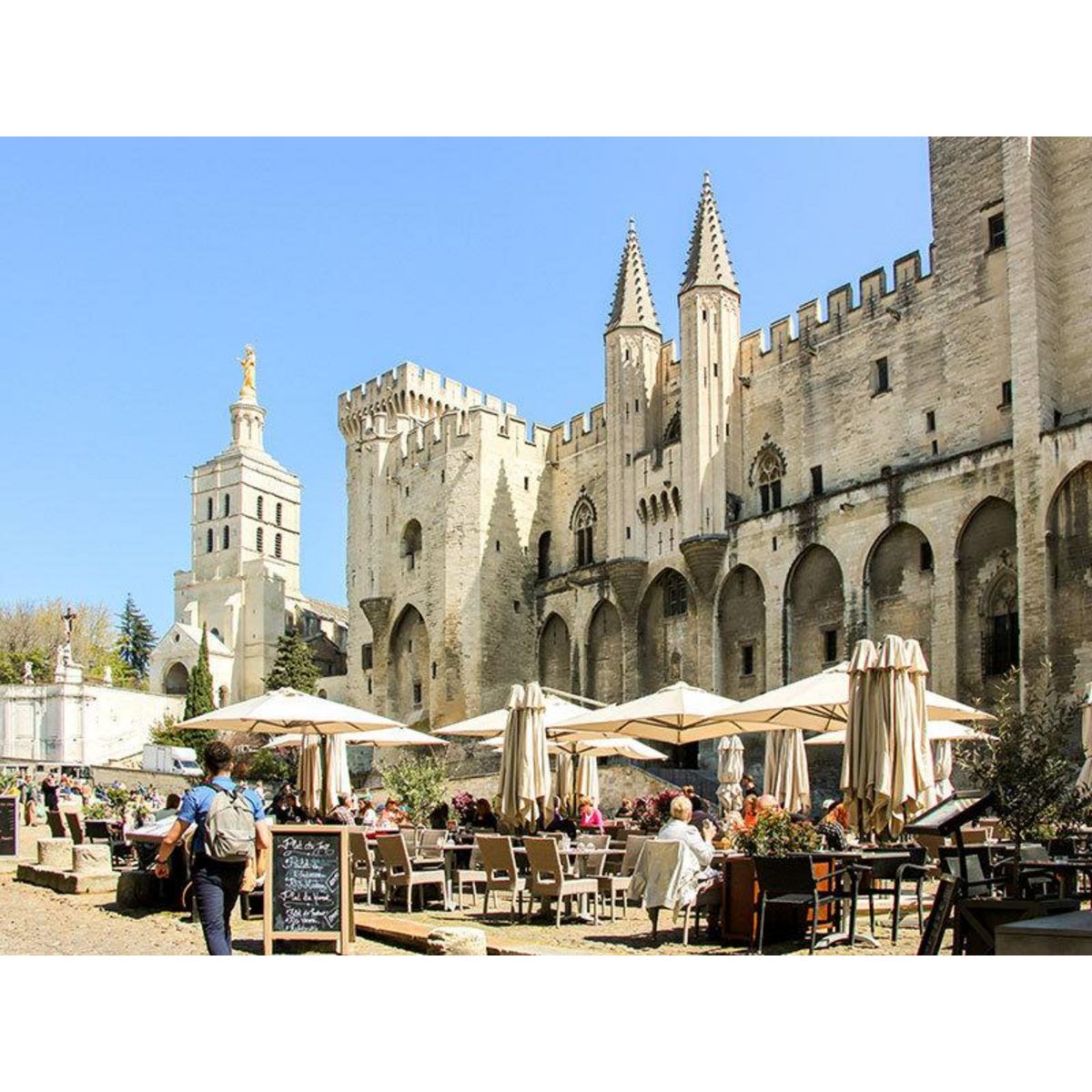 Smartbox 1 entrée adulte pour le Palais des Papes et les jardins à Avignon - Coffret Cadeau Sport & Aventure