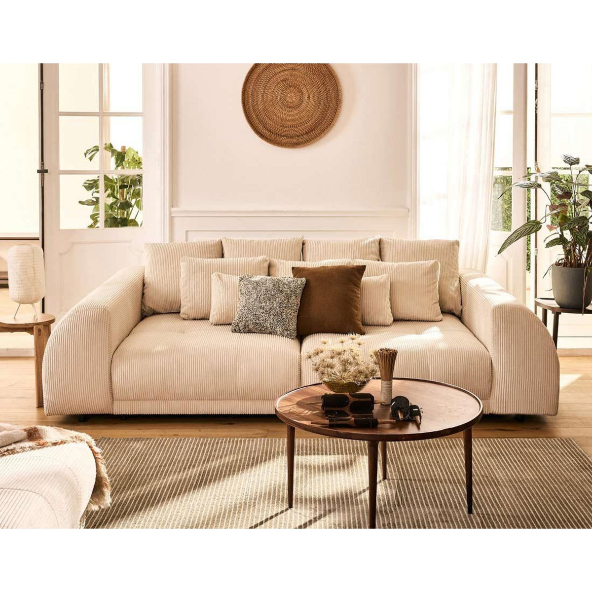 LISA DESIGN Amadora - canapé droit 4 places en velours côtelé