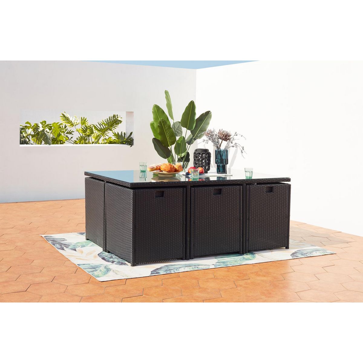 CONCEPT USINE Table et chaises 10 places encastrables en résine noir-gris MIAMI