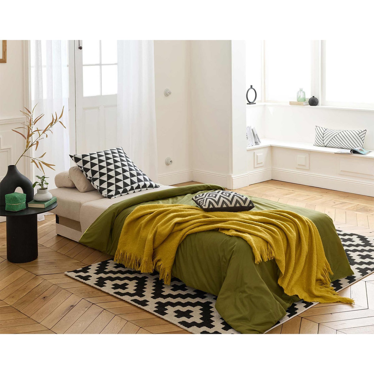 BEST MOBILIER Cristal - fauteuil - convertible avec coffre et grand pouf - en velours côtelé