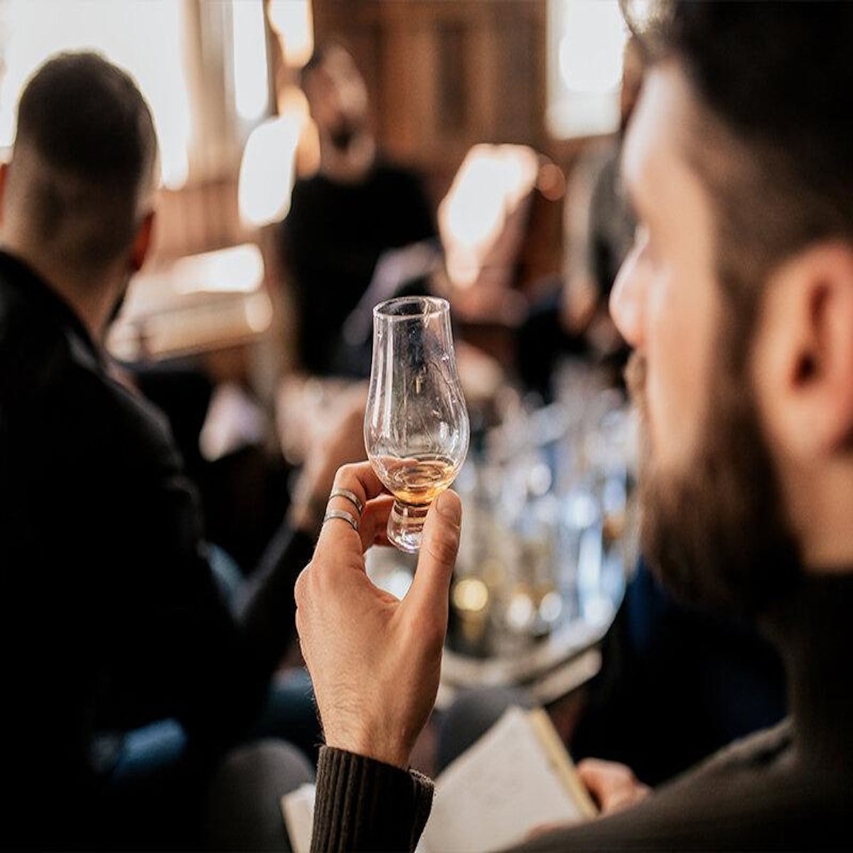 Smartbox Initiation à la dégustation de whisky ou de rhum en duo - Coffret Cadeau Gastronomie