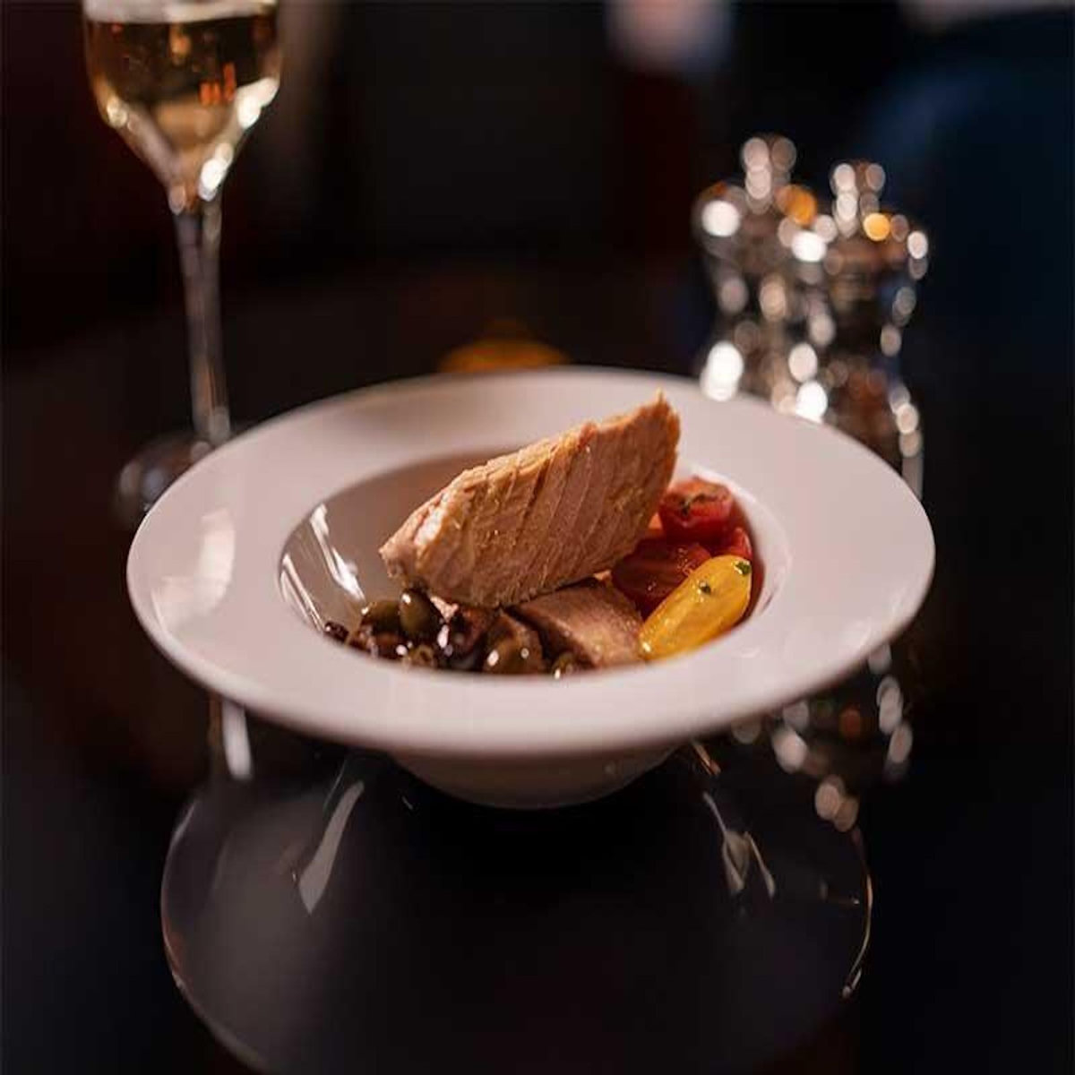 Smartbox Maison Souquet, Hotel & Spa : 1 nuit avec 2h de spa privatif, mets à partager et 1 boisson au bar de l'hôtel - Coffret Cadeau Séjour