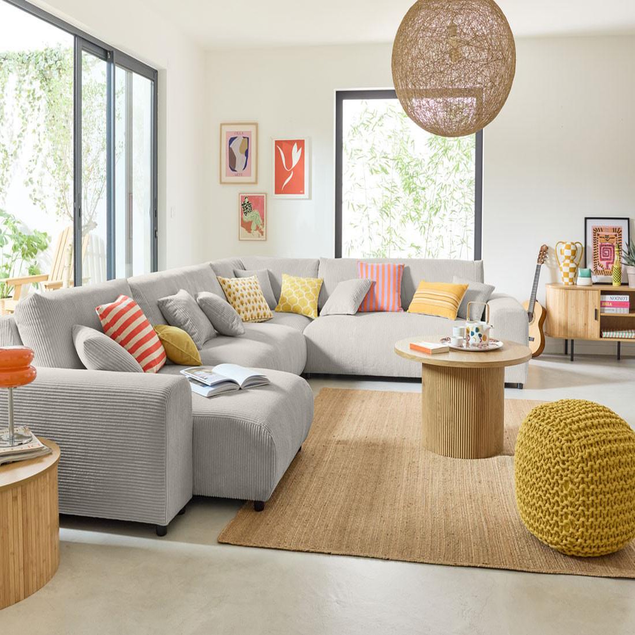 Voir la diapositive 2 : BEST MOBILIER Garance - module d'assise 3 places - en velours côtelé
