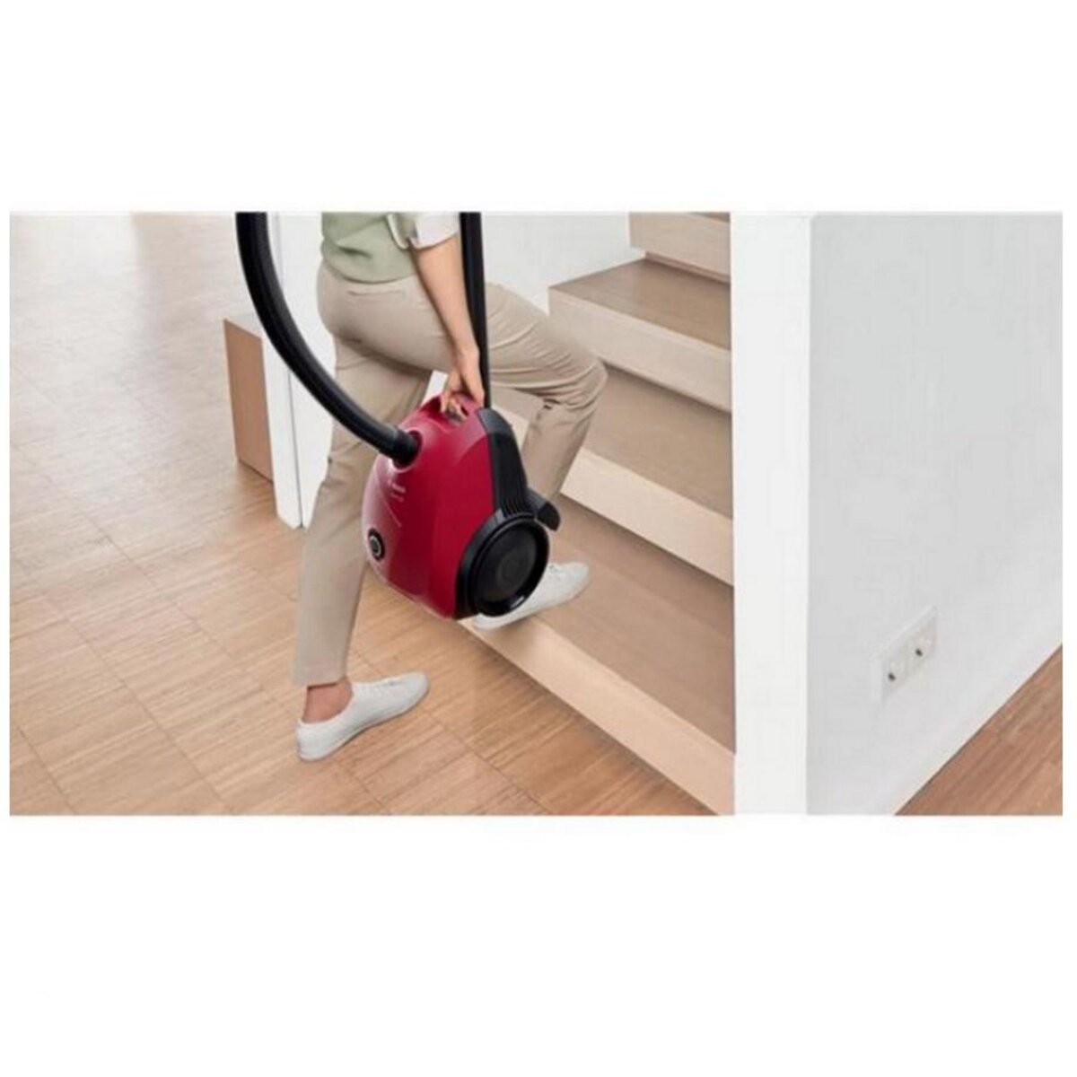 BOSCH Aspirateur traineau 600w 80db rouge - bgbs2rd1