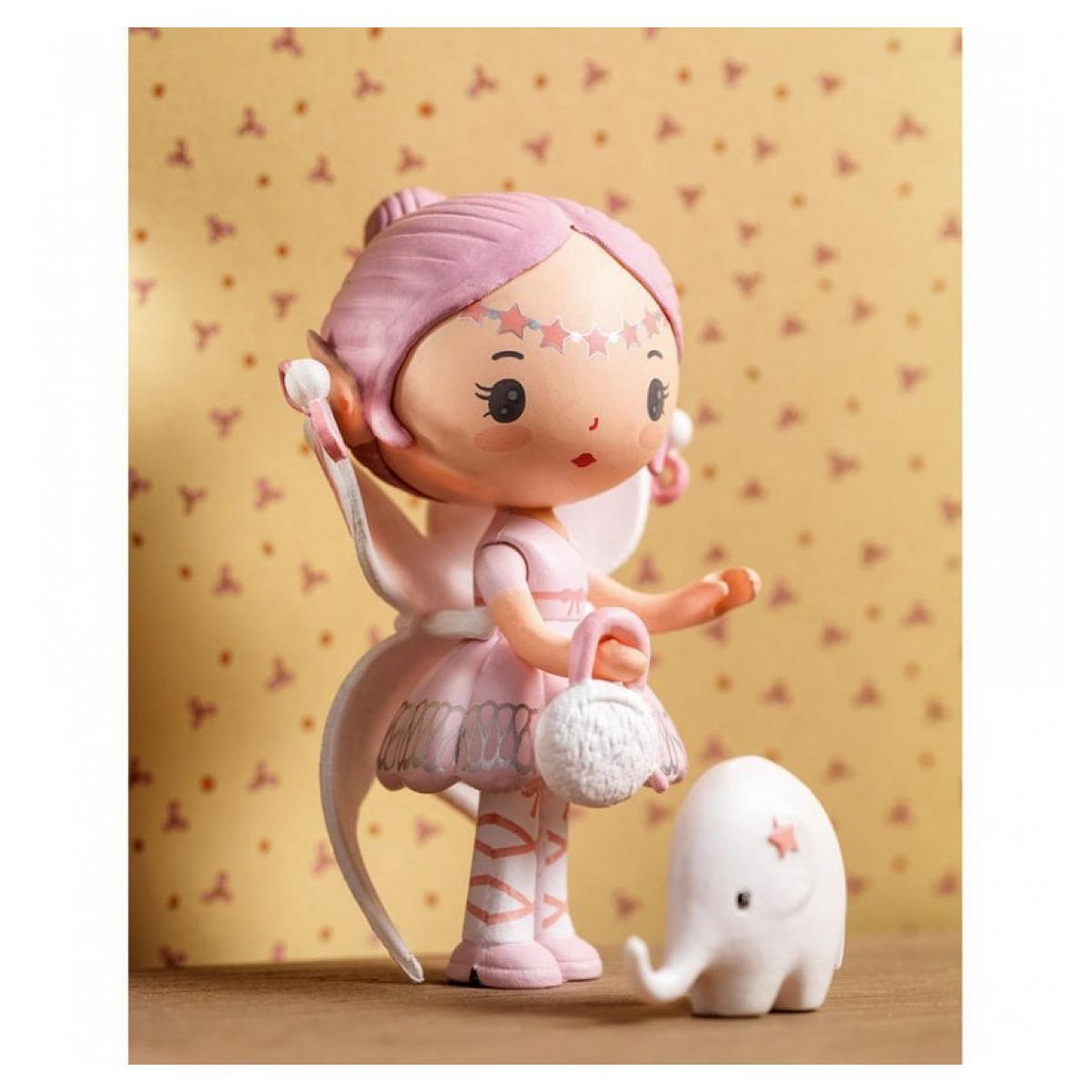 Voir la diapositive 2 : Djeco Tinyly - Figurine - Elfe  and  Bolero