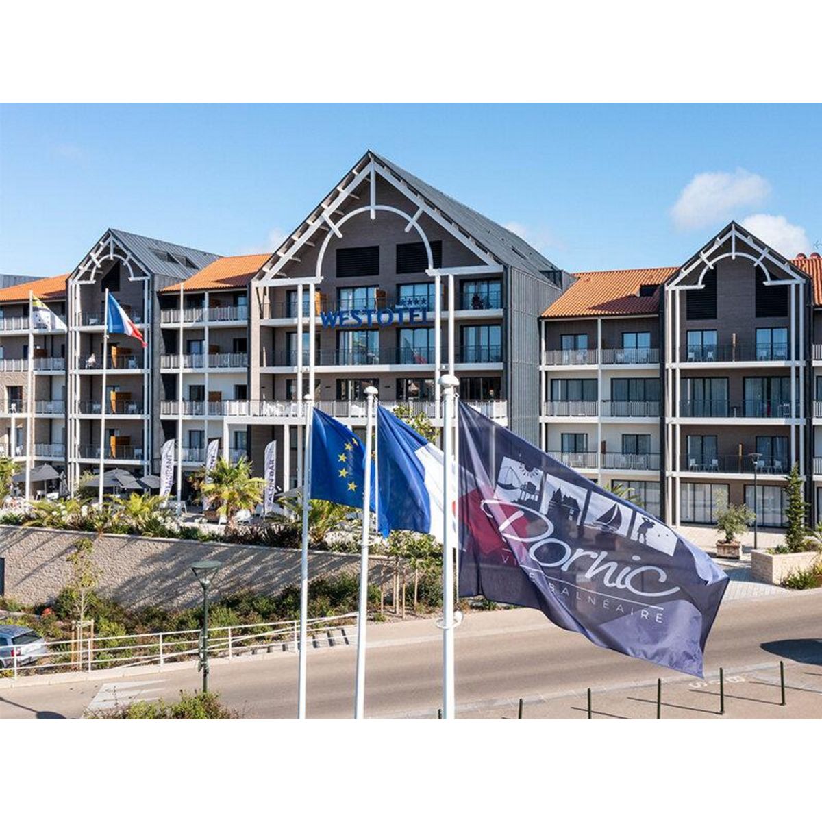 Smartbox 2 jours de luxe en hôtel balnéaire 4* à Pornic avec dîner 4 plats et accès à l'espace bien-être - Coffret Cadeau Séjour