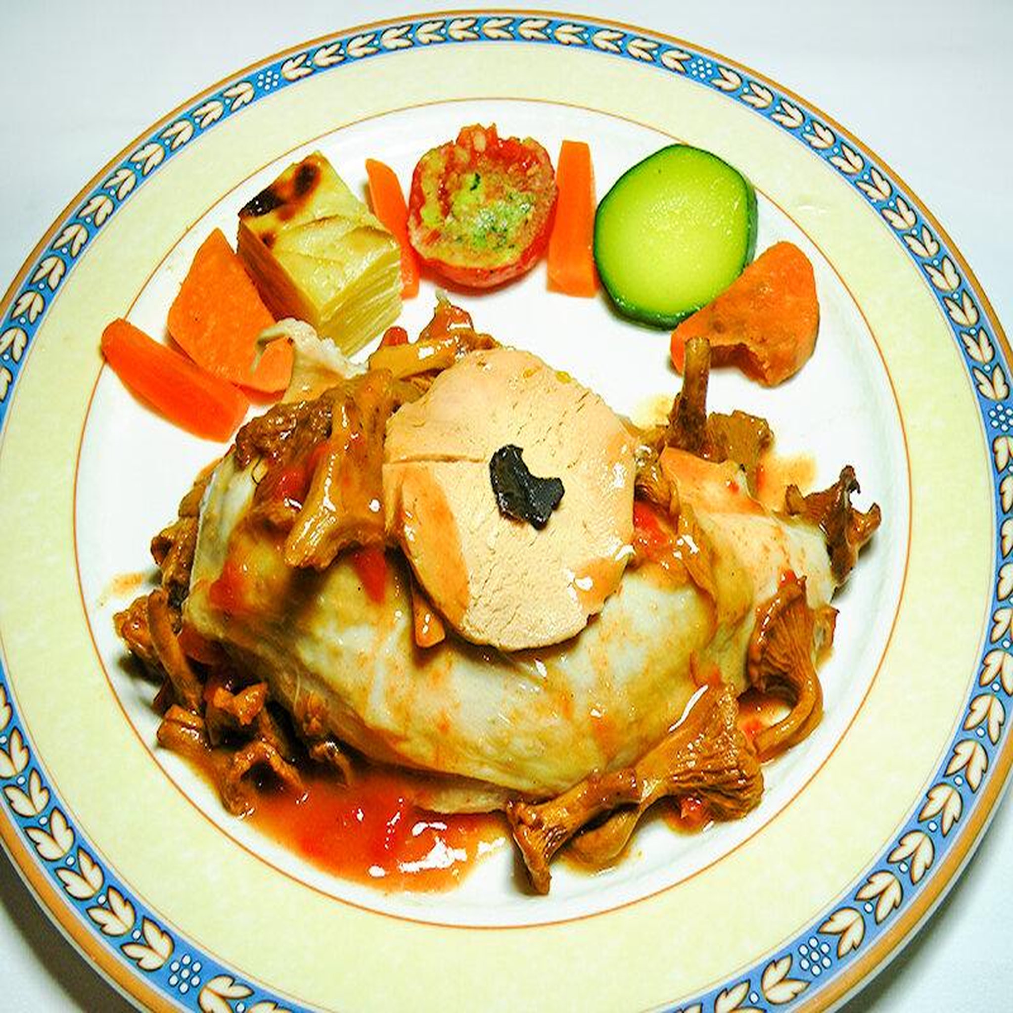Voir la diapositive 4 : Smartbox Repas 3 plats pour 2 au restaurant le troquet de cancale - coffret cadeau gastronomie