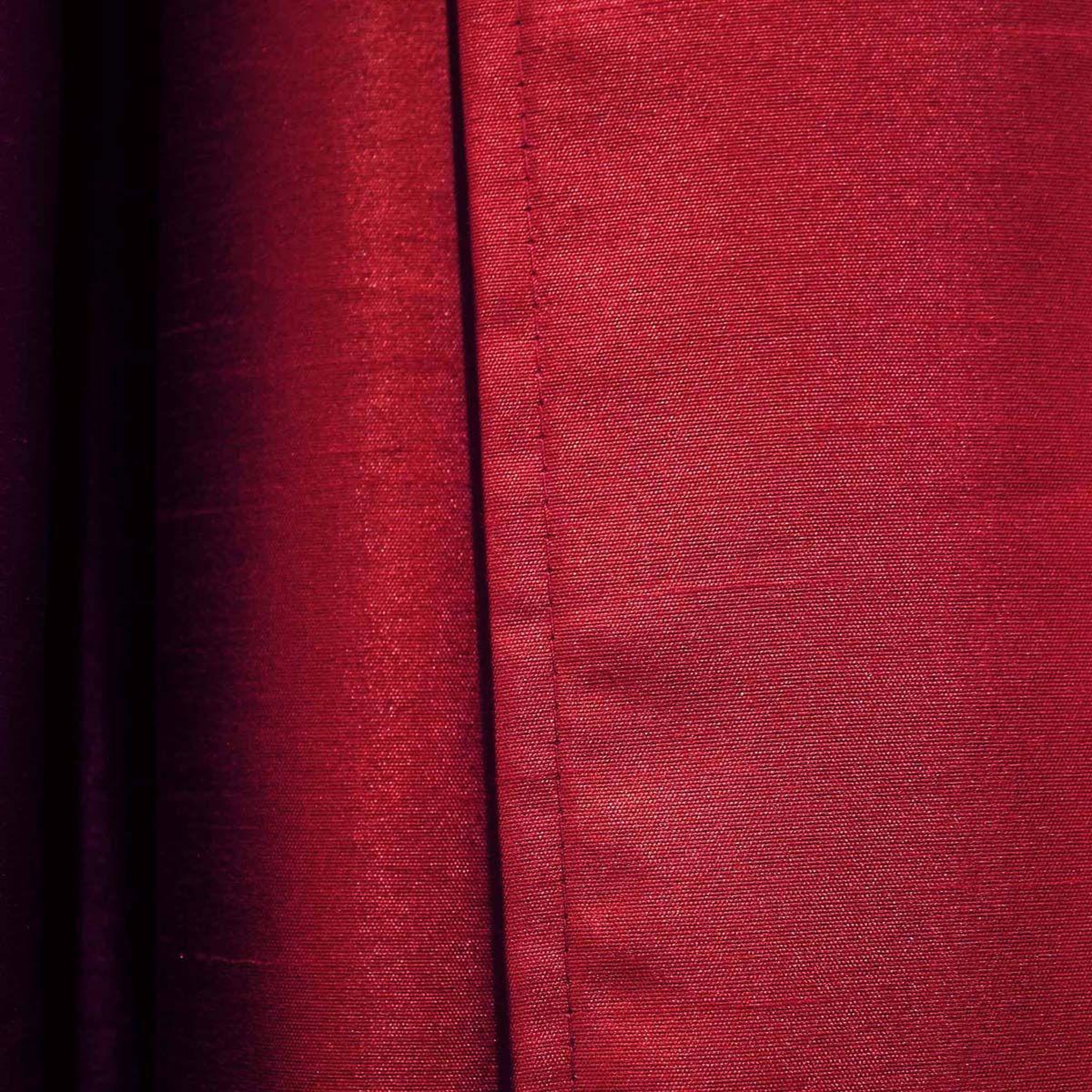 Voir la diapositive 4 : Douceur d'Intérieur Rideau à oeillets  shana  140x240cm rouge