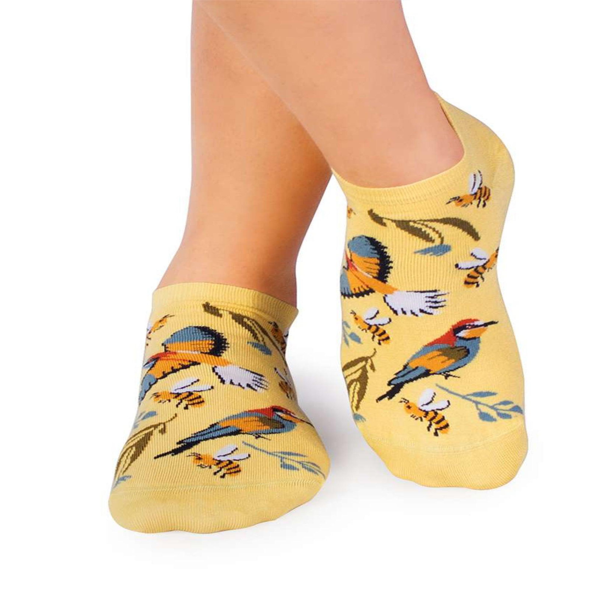 PIRIN HILL Socquettes en bambou oiseaux & fleurs - jaunes pastel. Coloris disponibles : Jaune