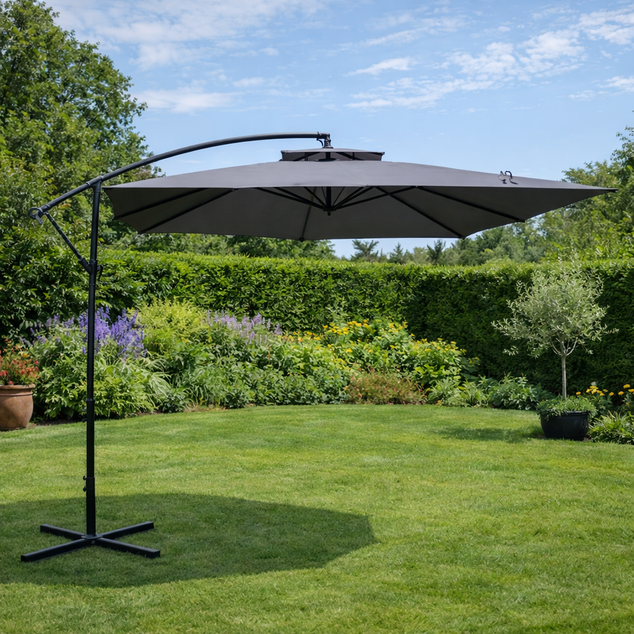Voir la diapositive 2 : CONCEPT USINE Parasol  gris déporté carré 3 x 3 m CAPRI