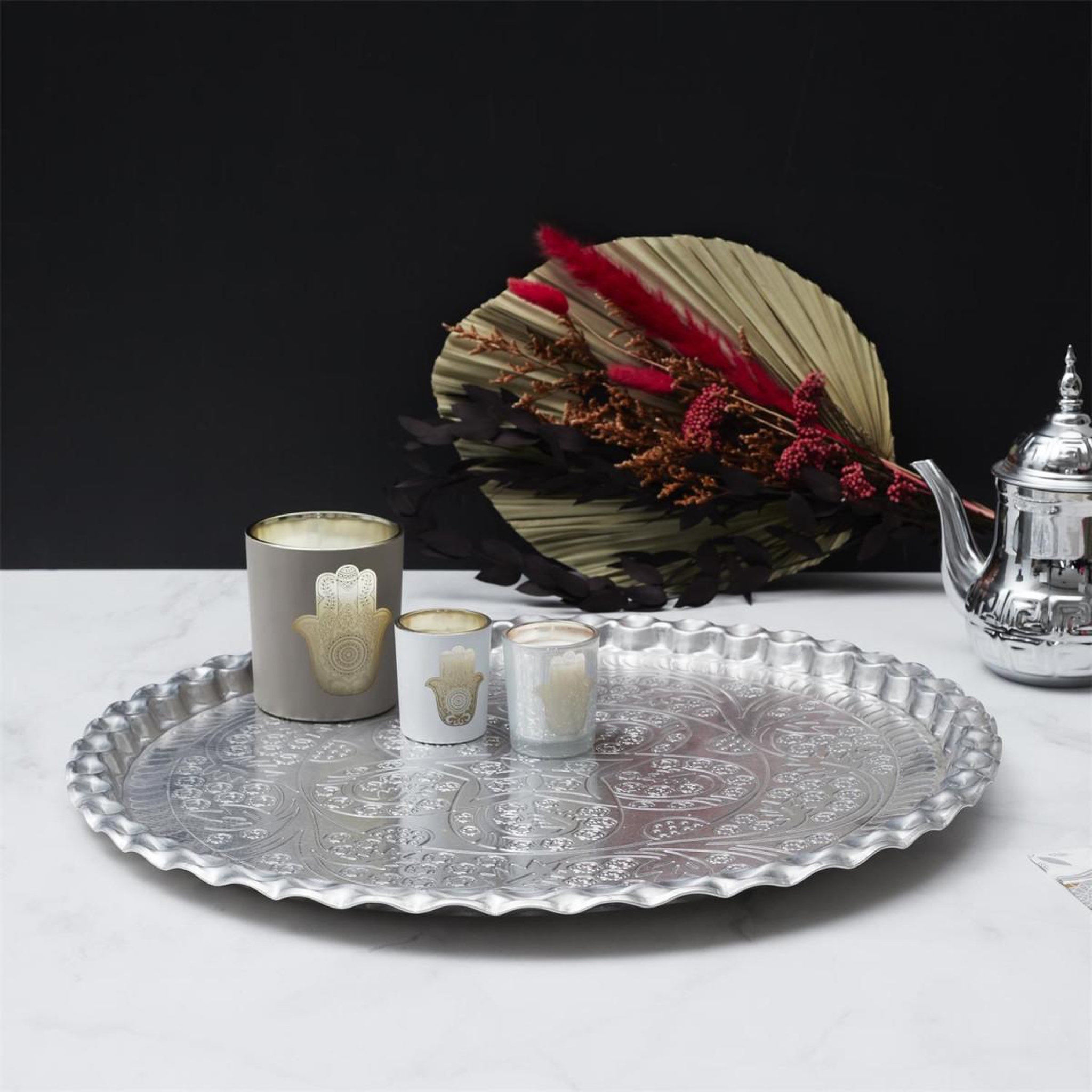 Voir la diapositive 2 : The Home Deco Factory Plateau de service  déco  47cm argent