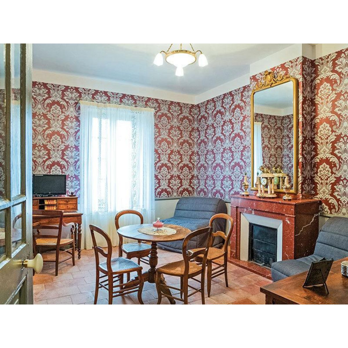 Smartbox Séjour familial : 2 jours en suite dans un hôtel près de Carcassonne - Coffret Cadeau Séjour