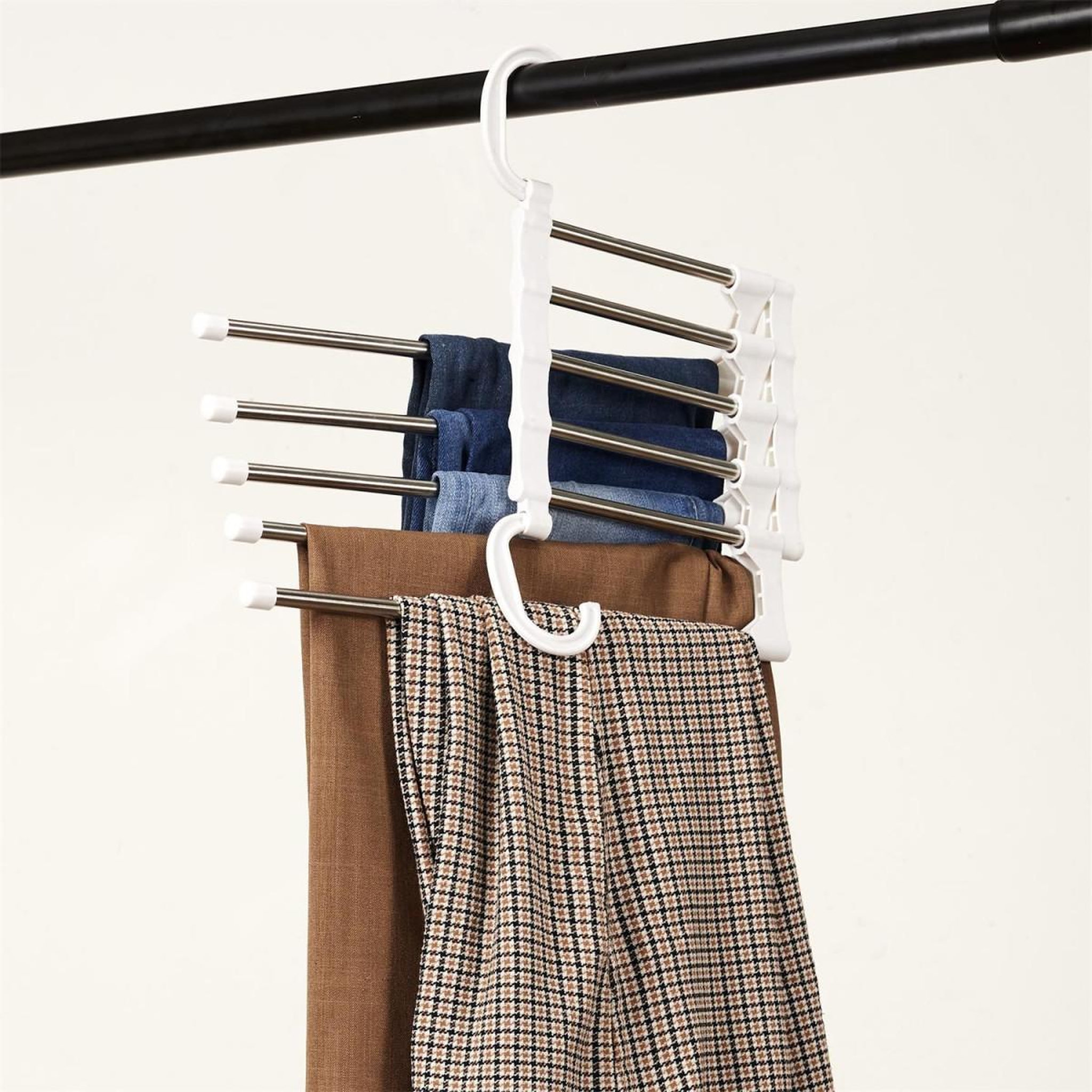 Voir la diapositive 6 : Je cherche une idee Cintre pour pantalons  multipostions  45cm blanc