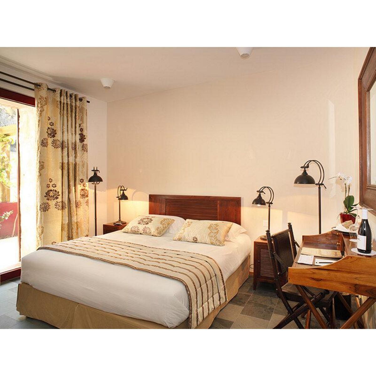 Smartbox Séjour d'exception de 2 jours en hôtel 4* avec dîner en restaurant primé près de Perpignan - Coffret Cadeau Séjour