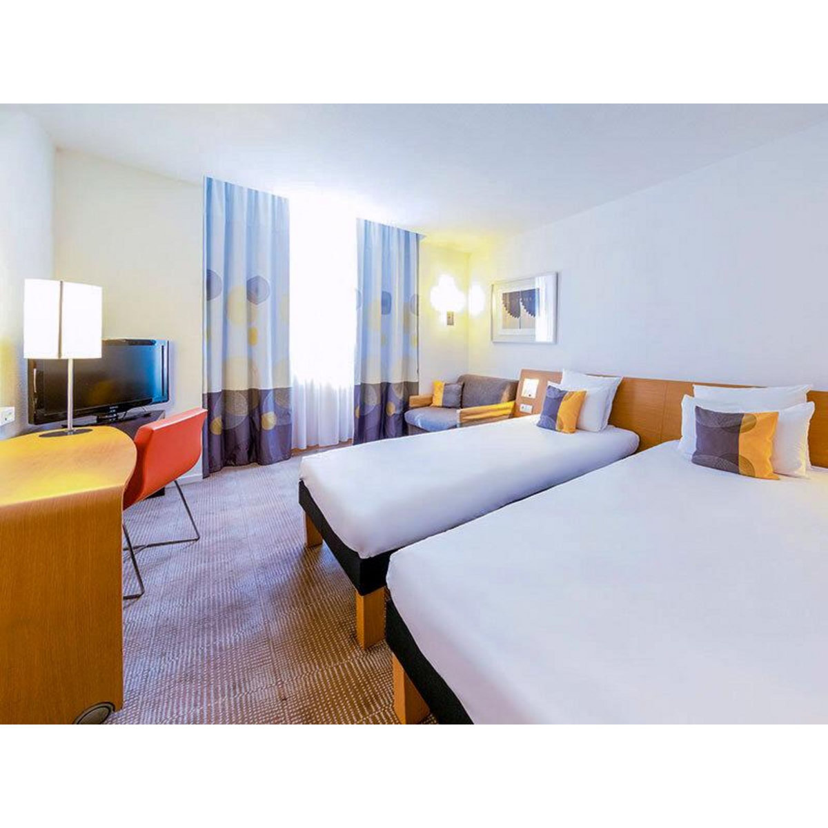 Smartbox Séjour en famille : 2 jours en hôtel 4* à Nice - Coffret Cadeau Séjour