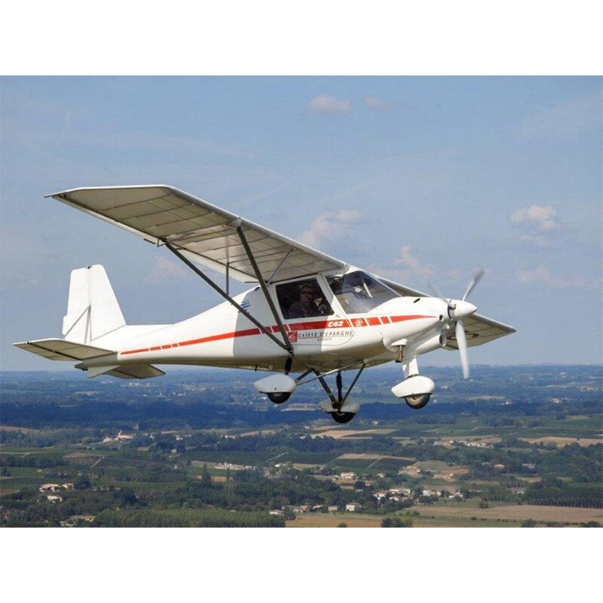 Smartbox Vol de 45 min en ULM multiaxes près de Nîmes - Coffret Cadeau Sport & Aventure