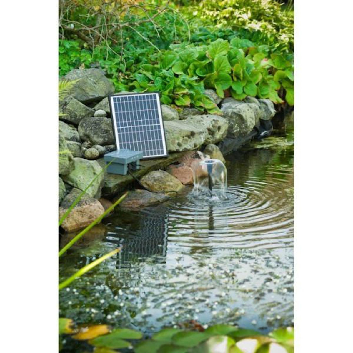 Ubbink Pompe fontaine - UBBINK - SolarMax 600 Accu Power Control - Débit 700 l/h - Fonctionnement jour/nuit