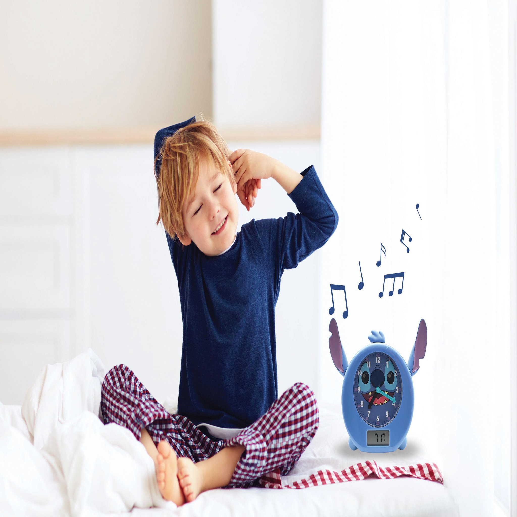 Voir la diapositive 6 : Lexibook Mon Compagnon de Nuit Éducatif Stitch