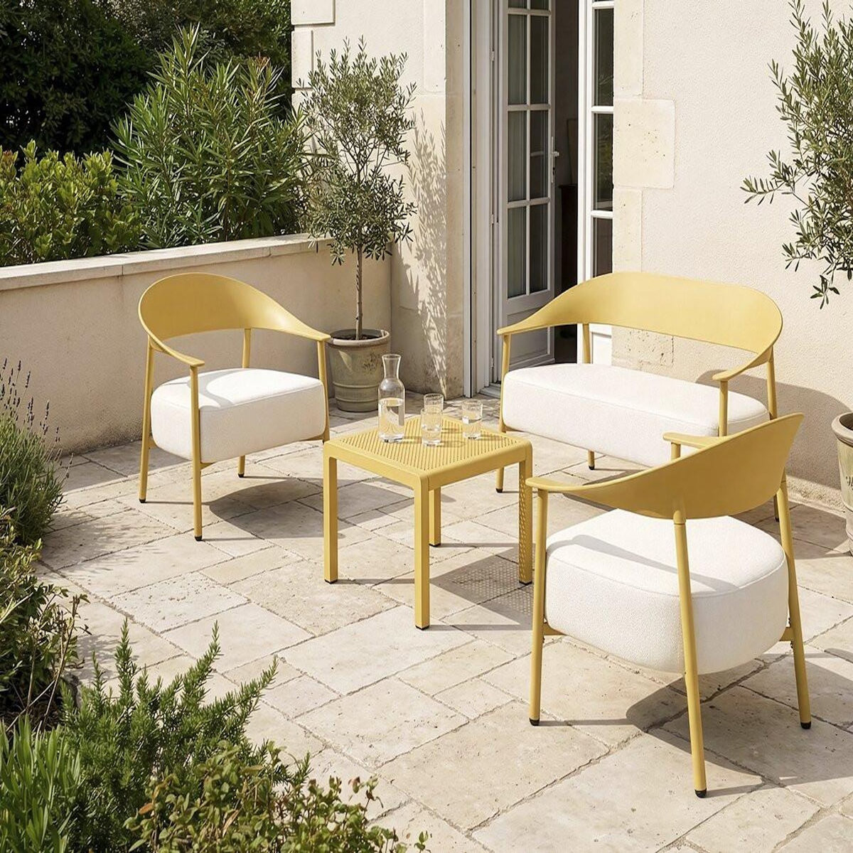 Habitat et Jardin Salon de jardin en métal et plastique  Céora  - 4 places - Jaune