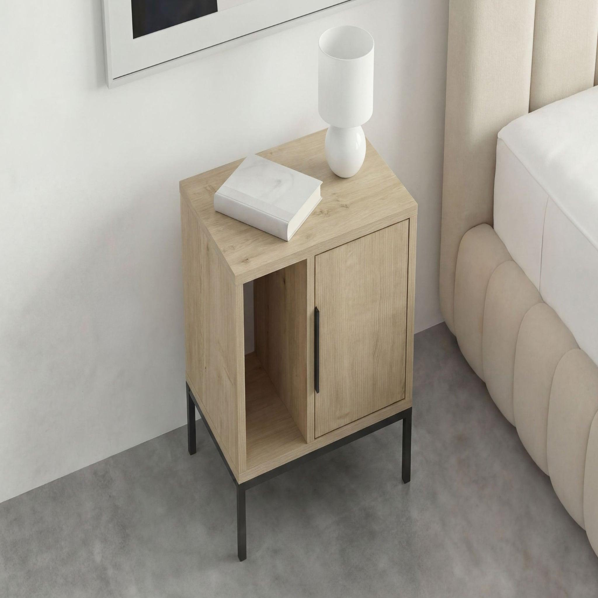 Voir la diapositive 3 : CASANOVA PARIS Marta - table de chevet 45cm en mélamine - chêne clair
