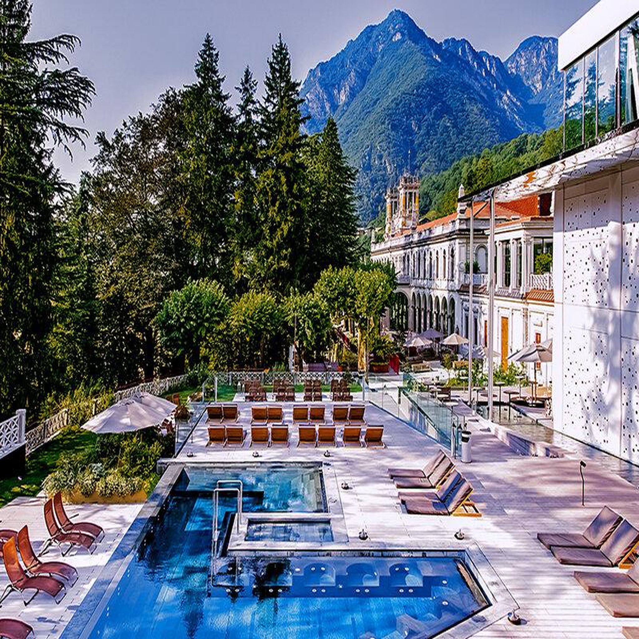 Voir la diapositive 2 : Smartbox Qc spa san pellegrino : 1 nuit en italie au qc room avec accès spa et light lunch - coffret cadeau séjour