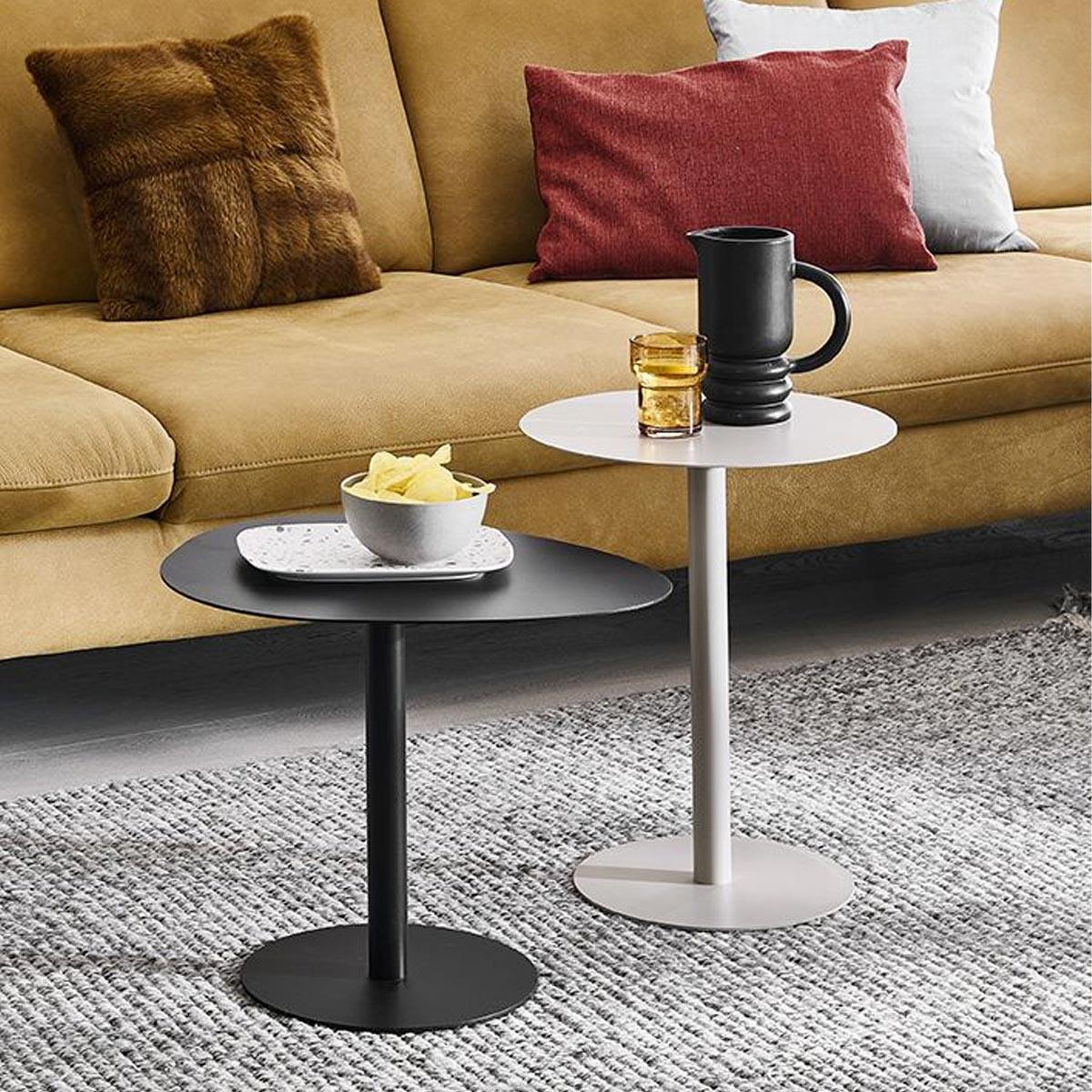 Voir la diapositive 4 : Paris Prix Table d'appoint design  conrad  51cm noir