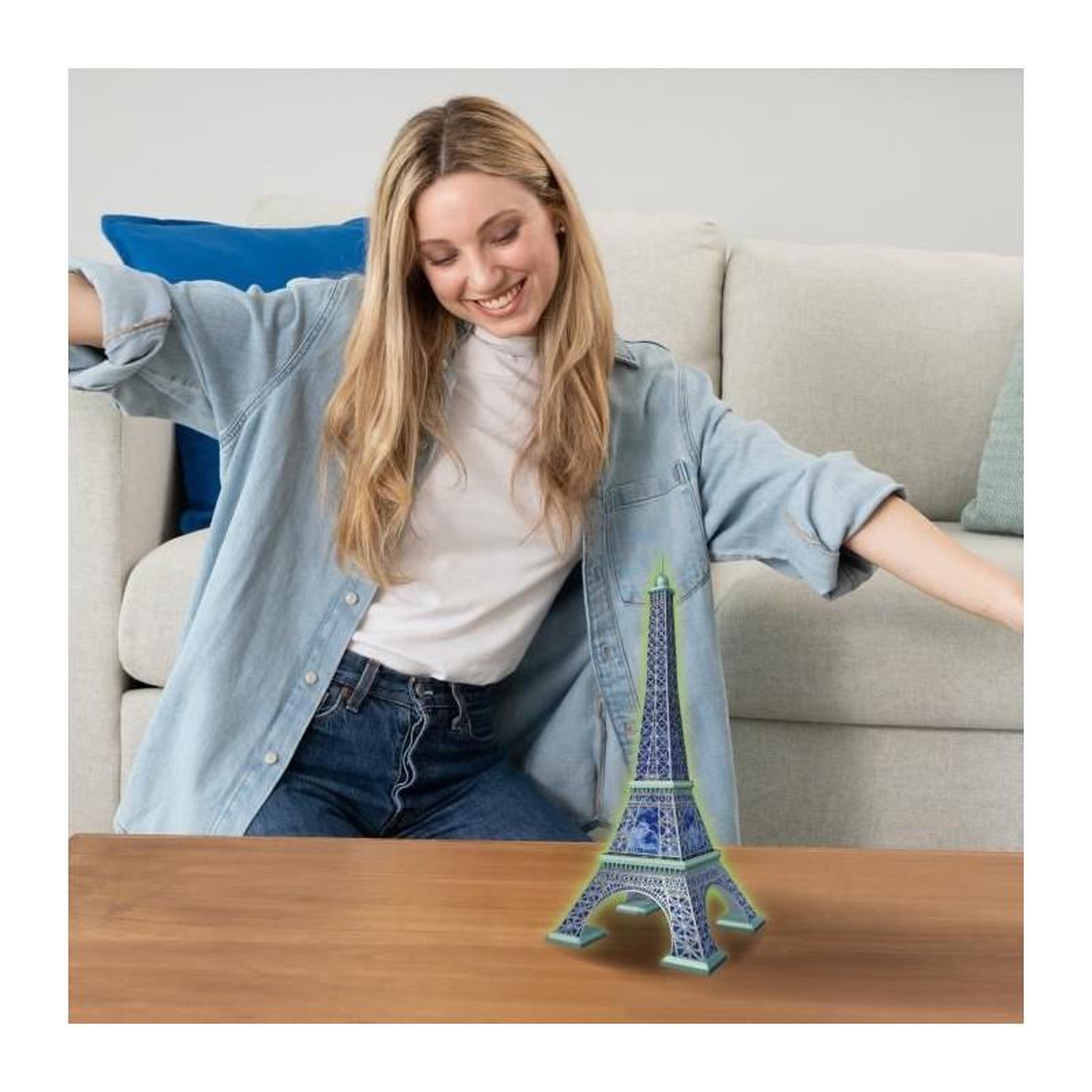 Voir la diapositive 4 : RAVENSBURGER Ravensburger-Puzzle 3D Tour Eiffel phosphorescente 50 ans-Des 10 ans-216p numérotées a assembler sans colle-Accessoires inclus