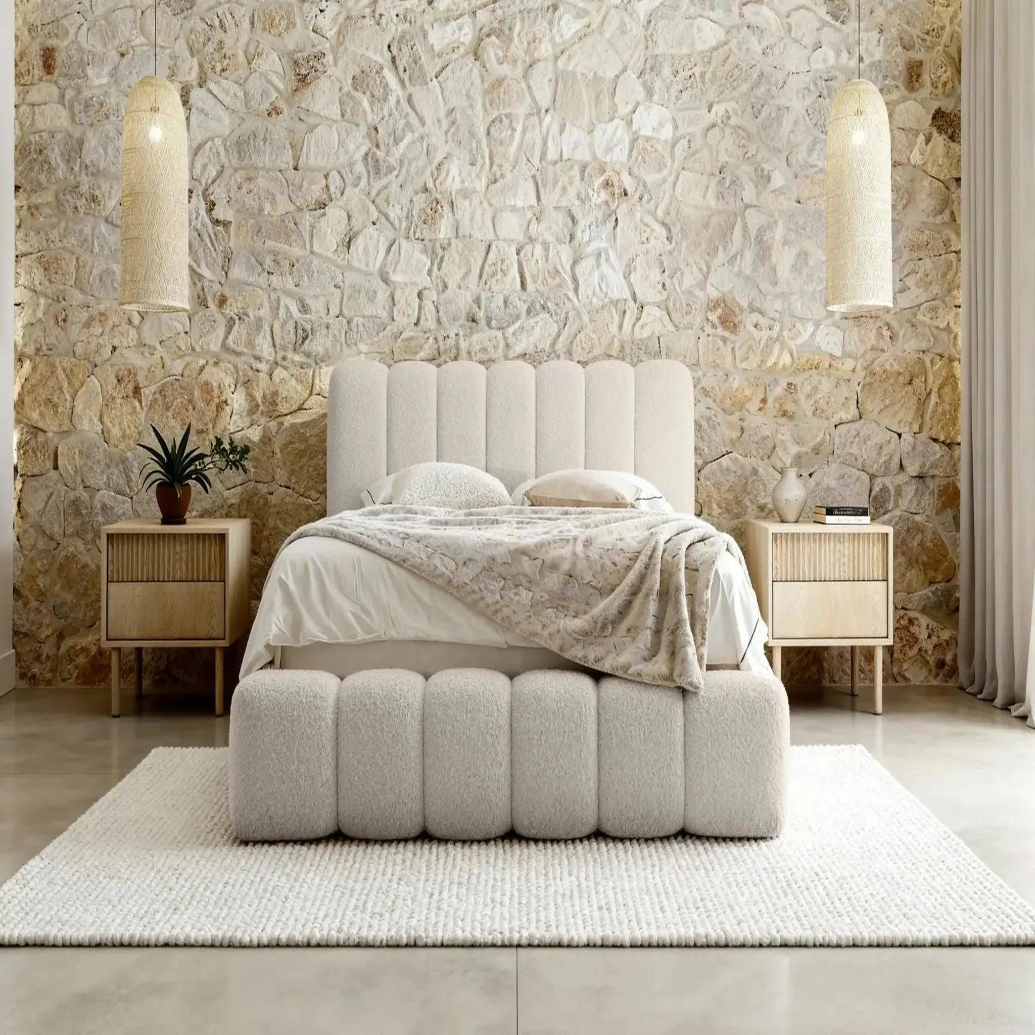 Voir la diapositive 6 : CASANOVA PARIS Garance - lit coffre tissu chenille