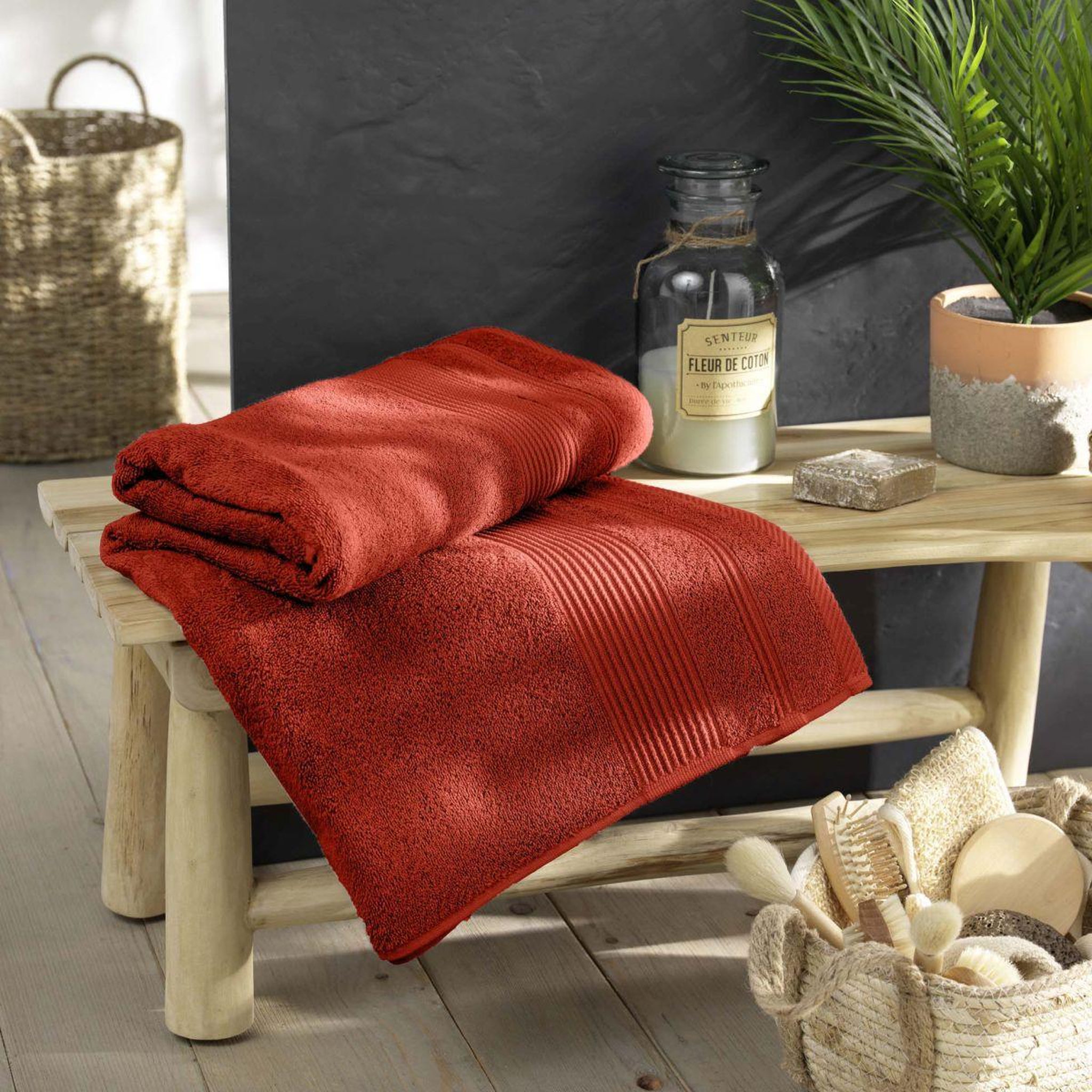 Voir la diapositive 4 : Douceur d'Intérieur Drap de bain  tendresse  90x150cm rouge