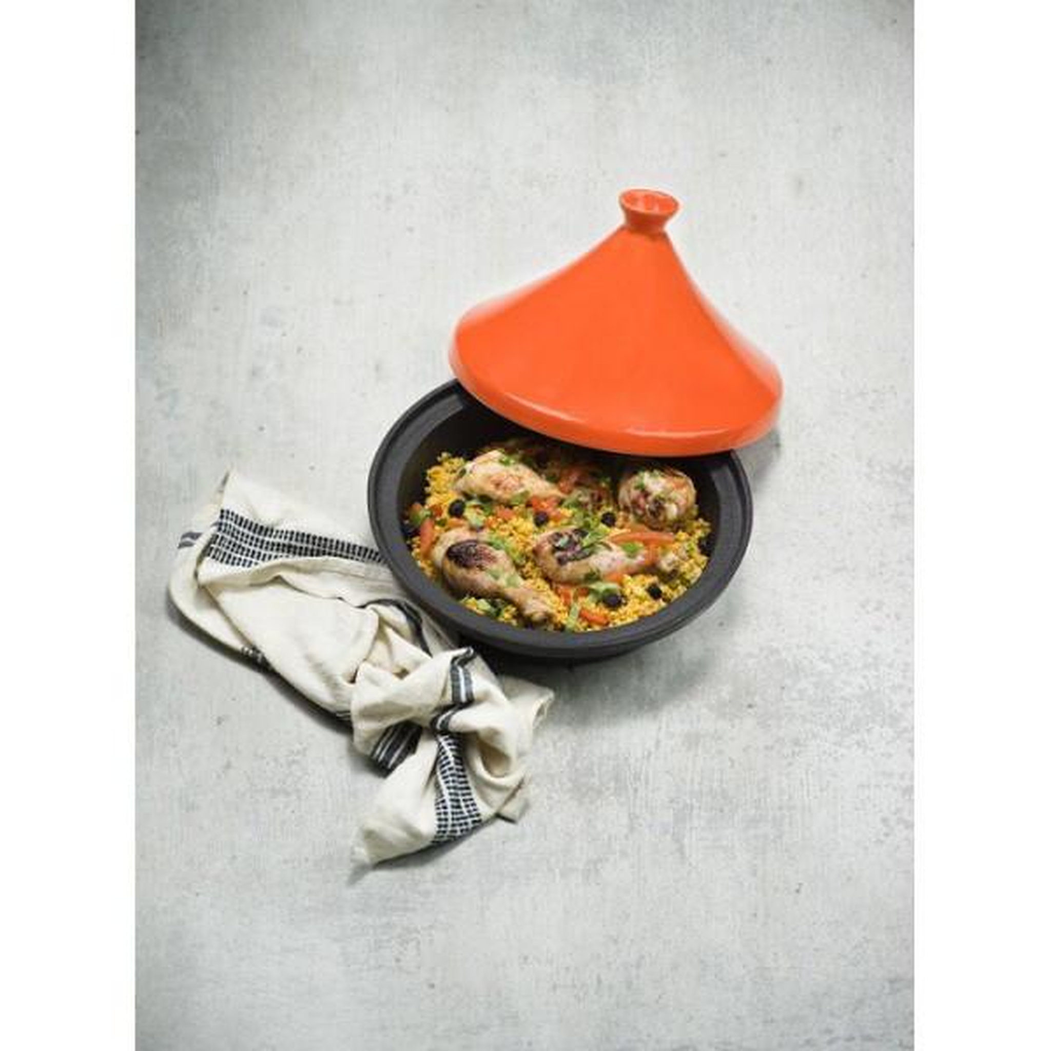 Voir la diapositive 2 : COSY & TRENDY Tajine  en fonte - cosy & trendy - tous feux dont induction - ø 30 cm - orange / noir