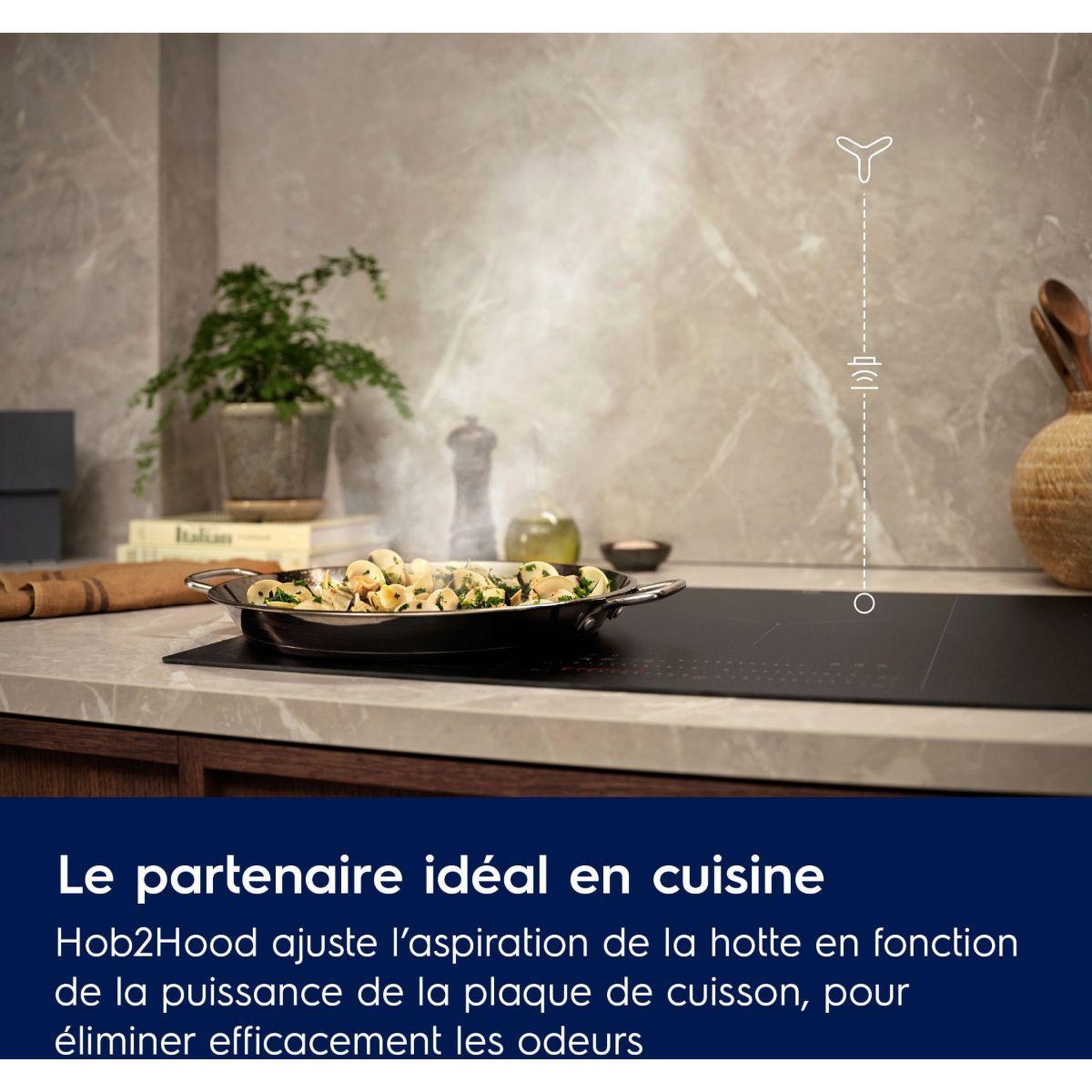 Voir la diapositive 3 : ELECTROLUX Hotte décorative murale lft819k