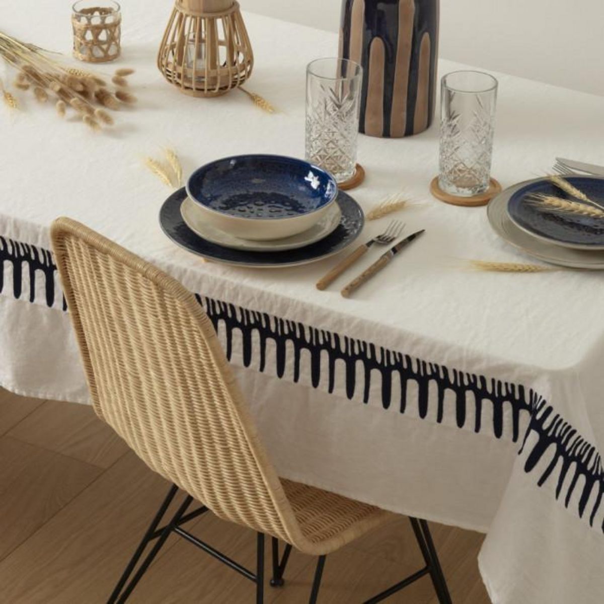 ATMOSPHERA Nappe Déco  Brodée  150x300cm Blanc