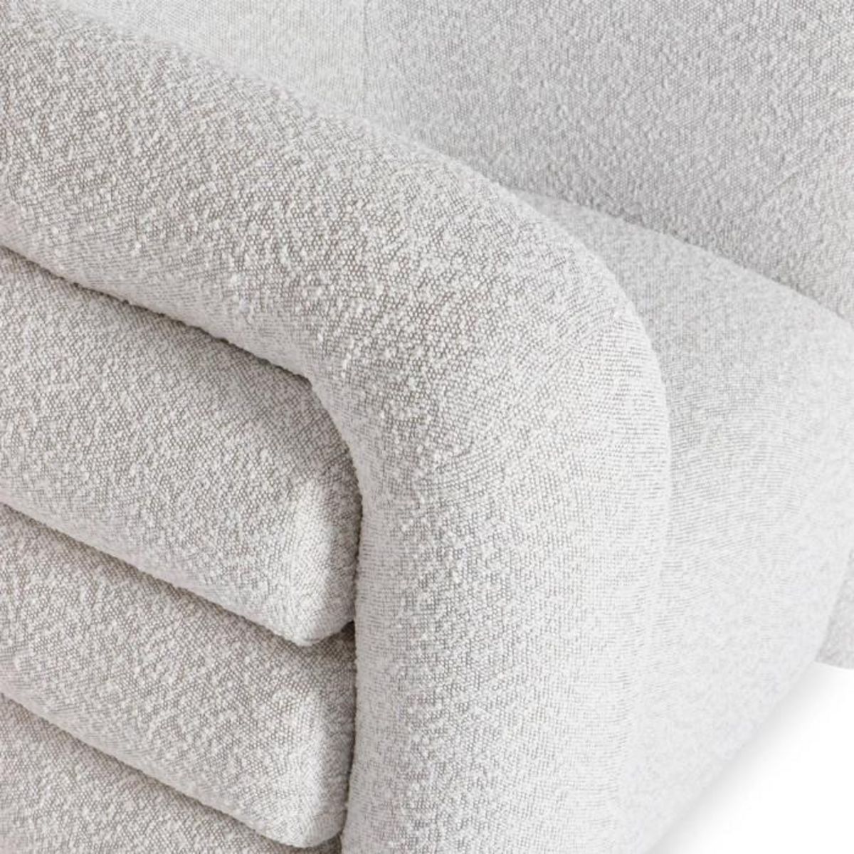 Paris Prix Fauteuil Design Bouclette  Elisa  95cm Crème