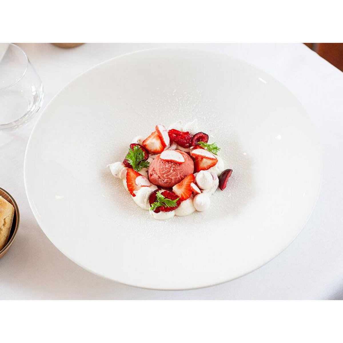 Smartbox Plaisir gourmand en duo : repas 4 plats avec apéritif au cœur de Caen - Coffret Cadeau Gastronomie